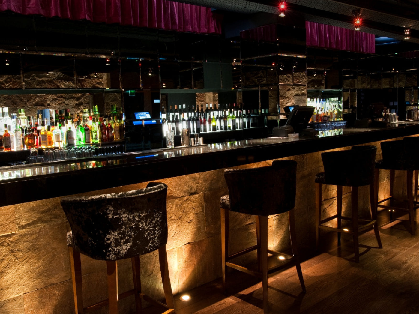 Neo, City of London 1