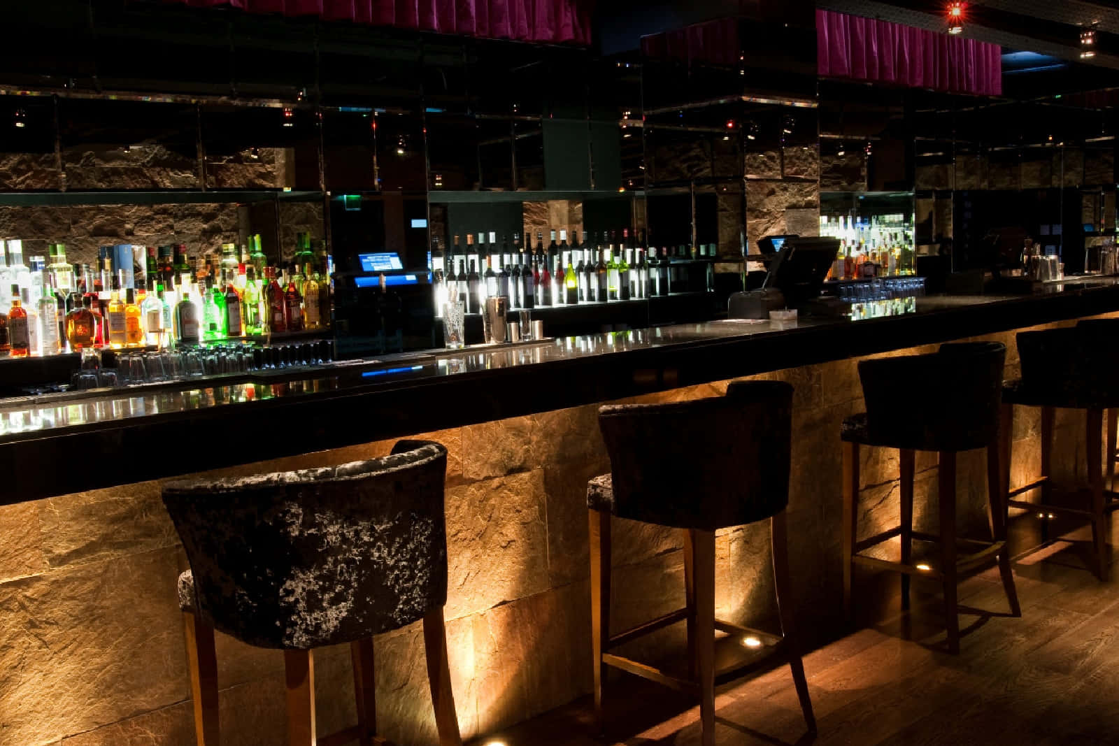 Neo, City of London 1