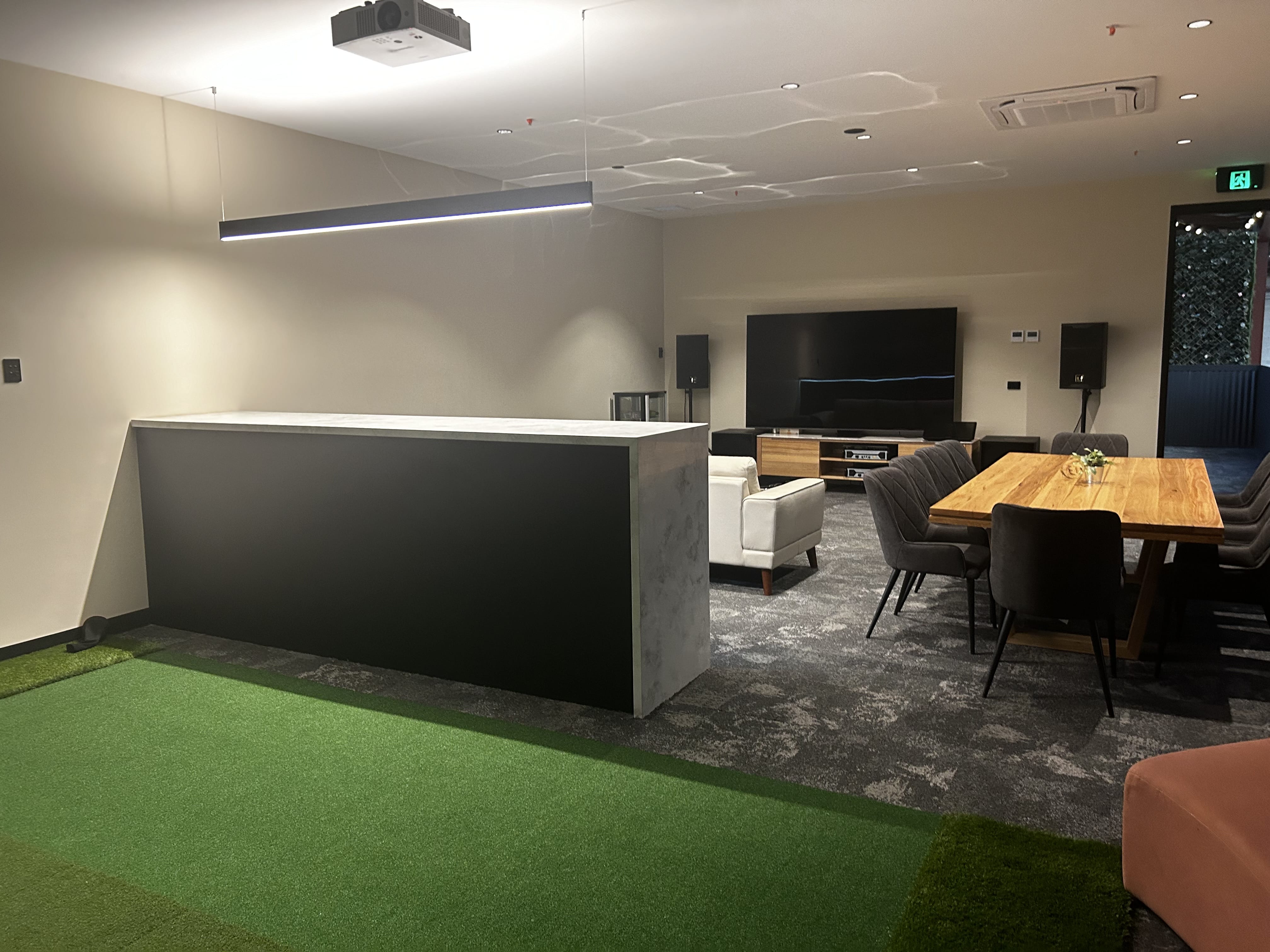 P1 Premium Lounge/Boardroom 2