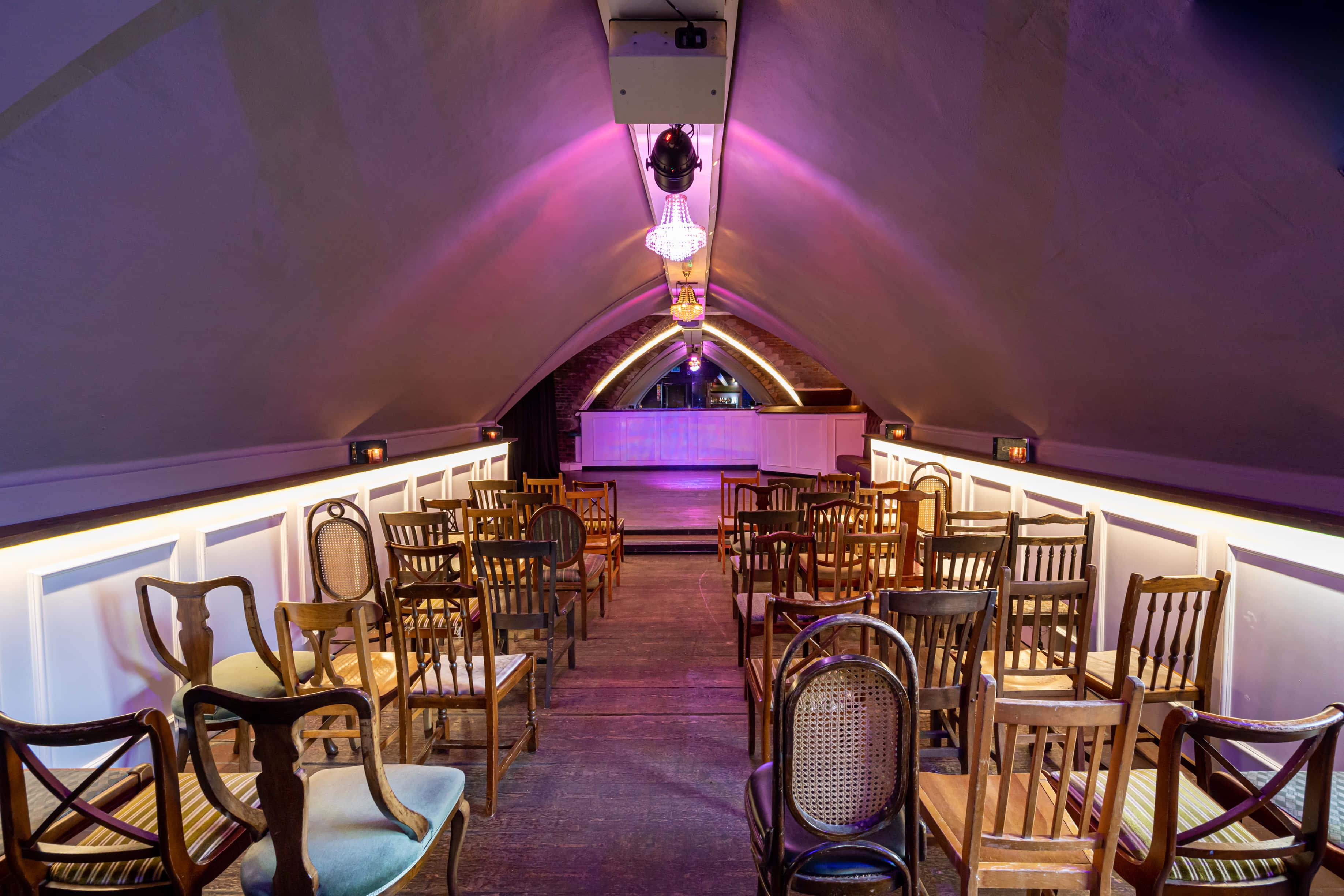 Attic Ballroom & Study Bar 9