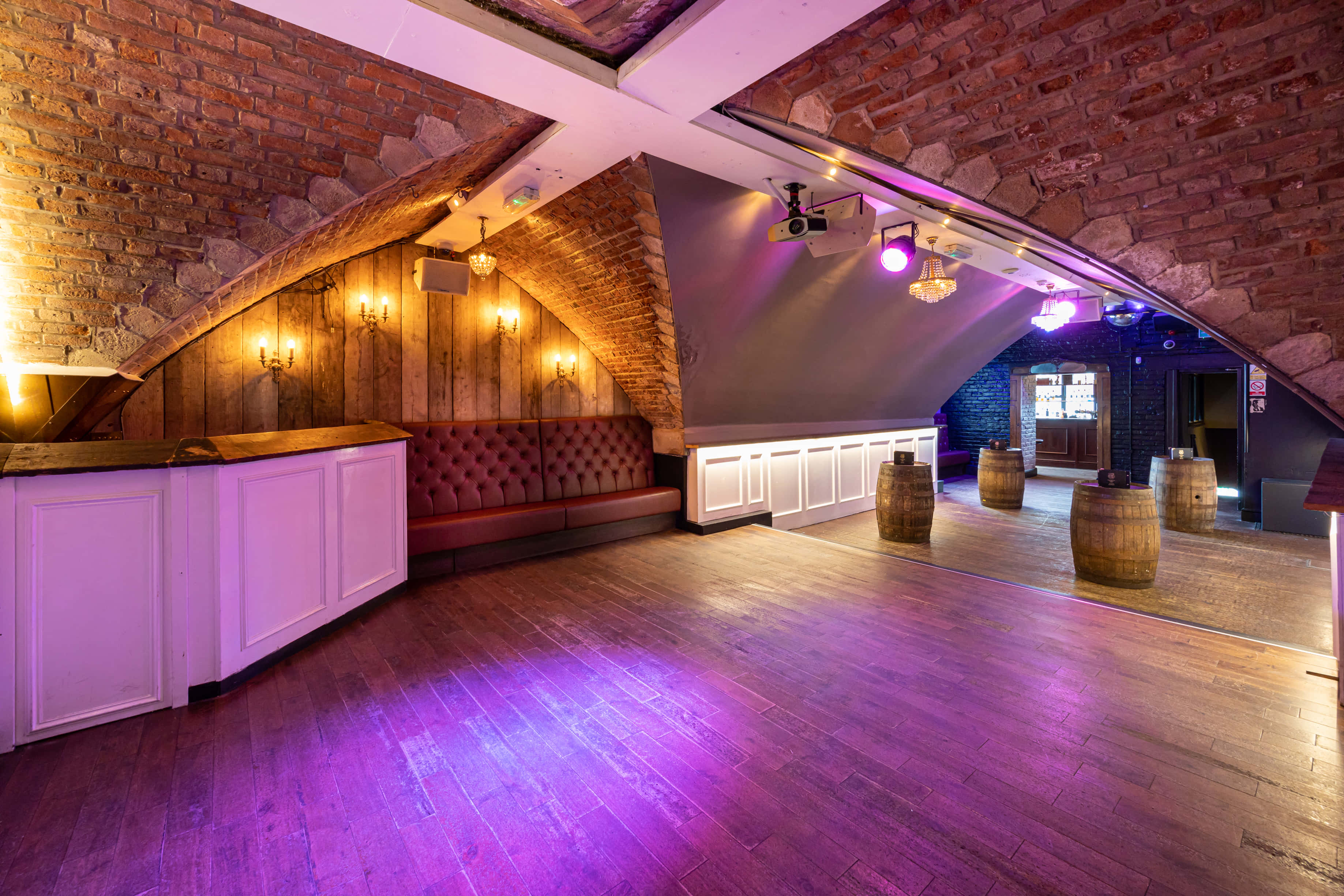 Attic Ballroom & Study Bar 0