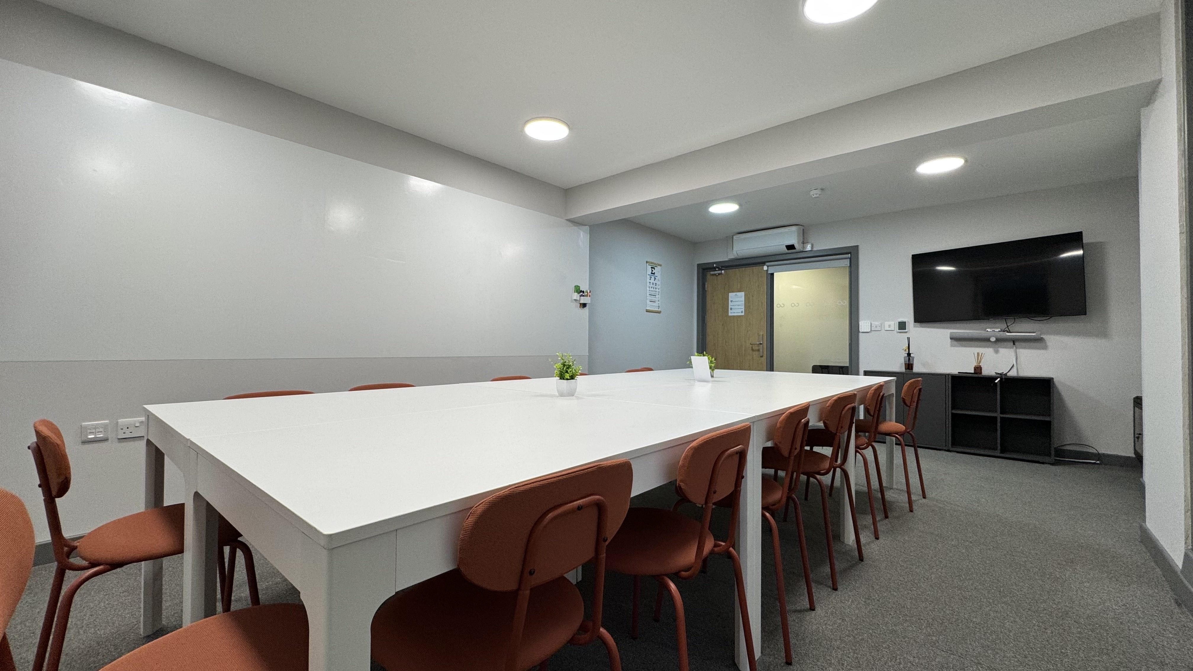 Conference Room G13 2