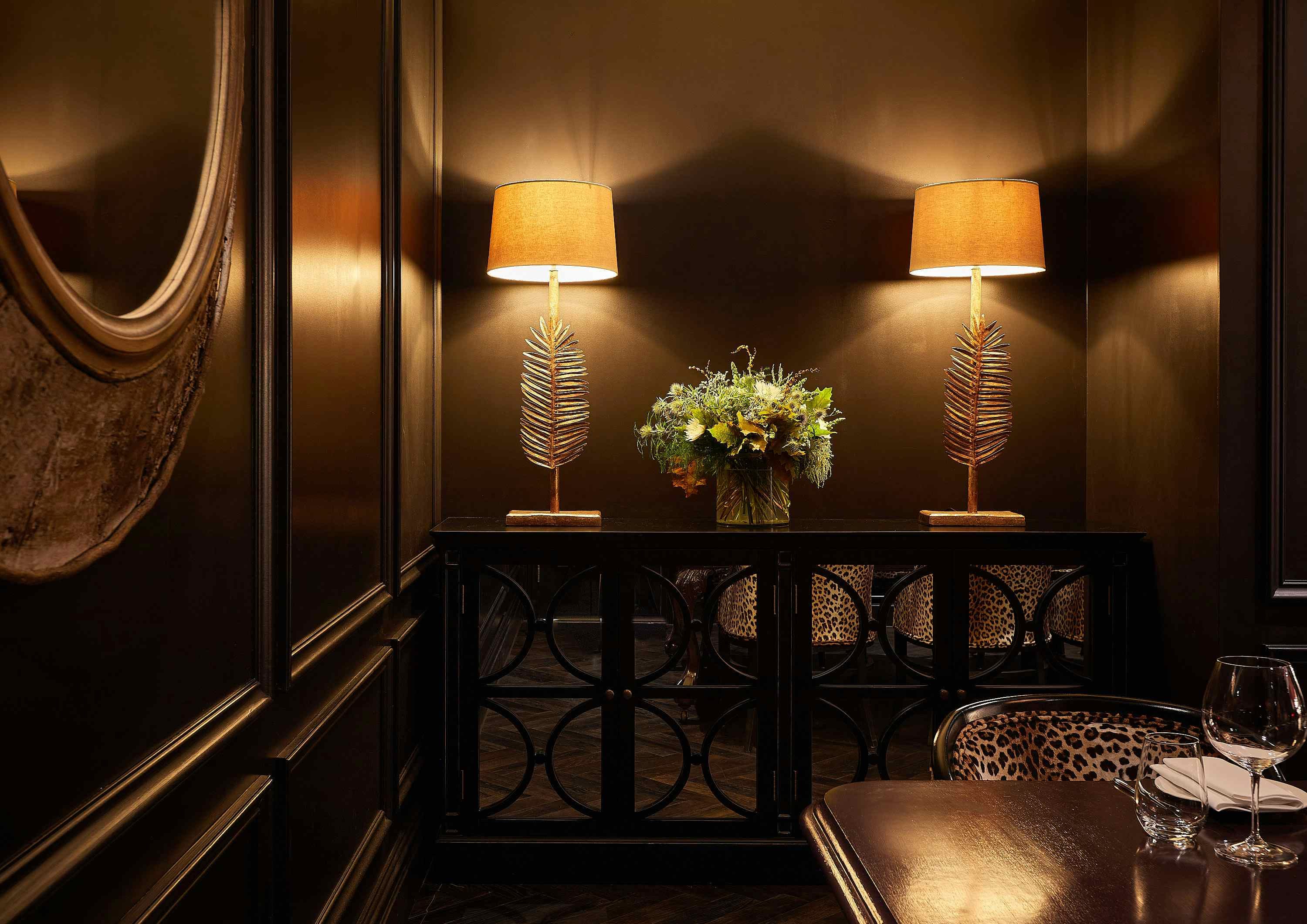 Private dining room 6