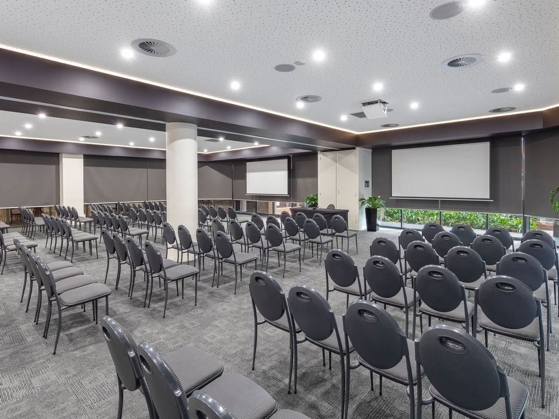 Bridge & Yarra Room 2