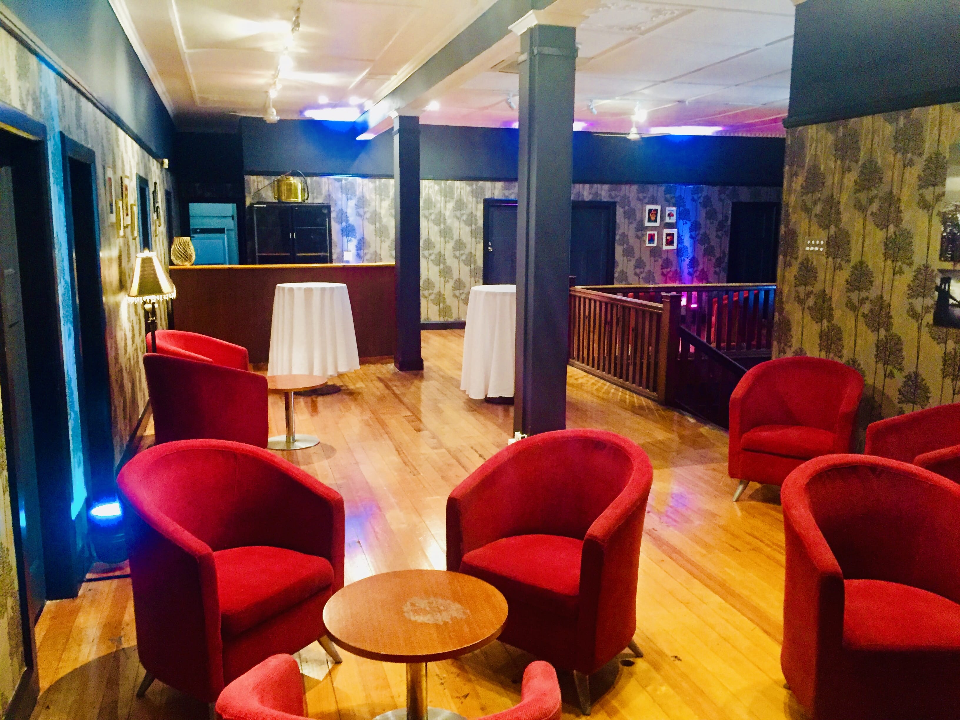 The Manhattan Lounge  0