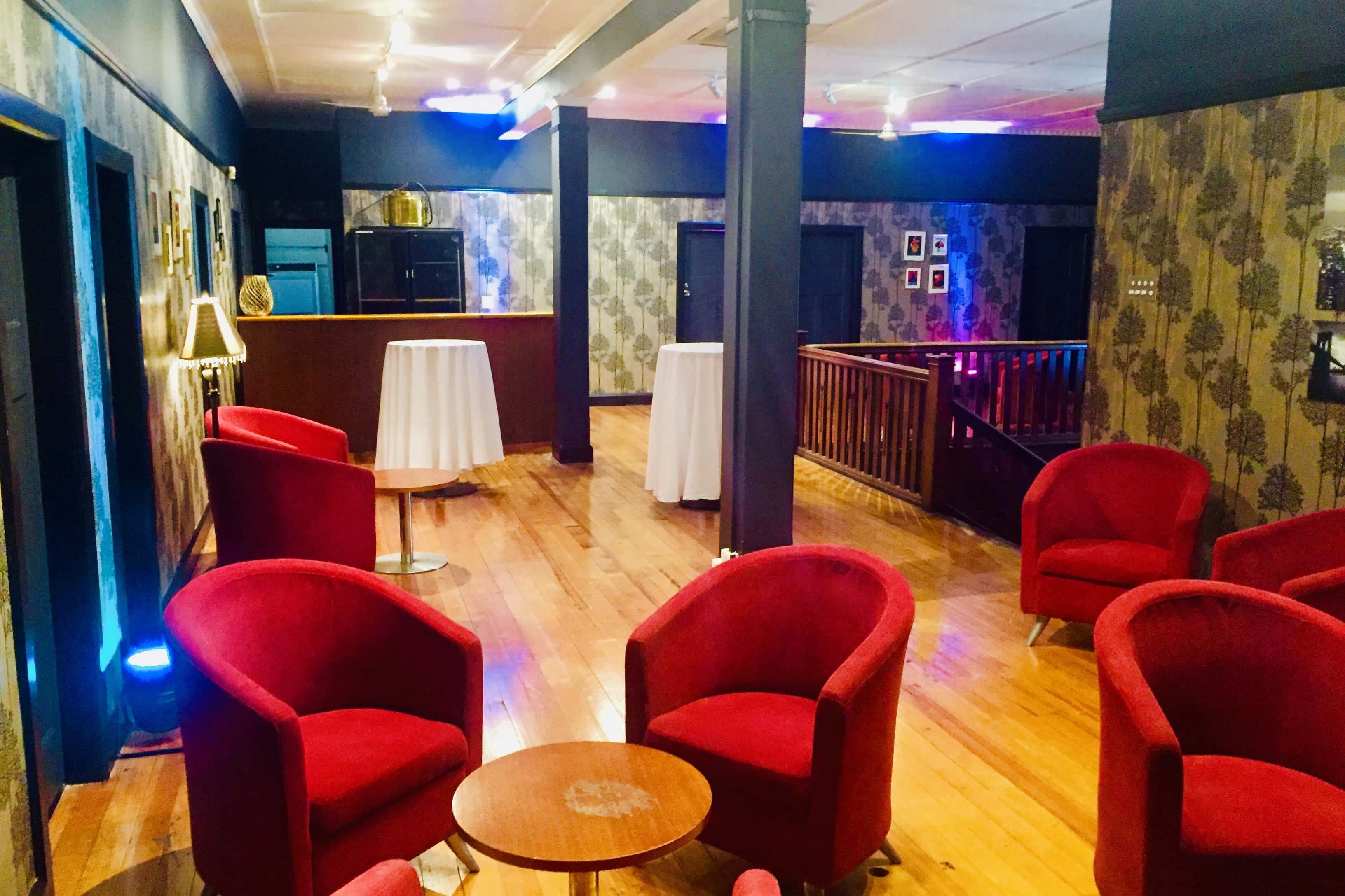 The Manhattan Lounge 0