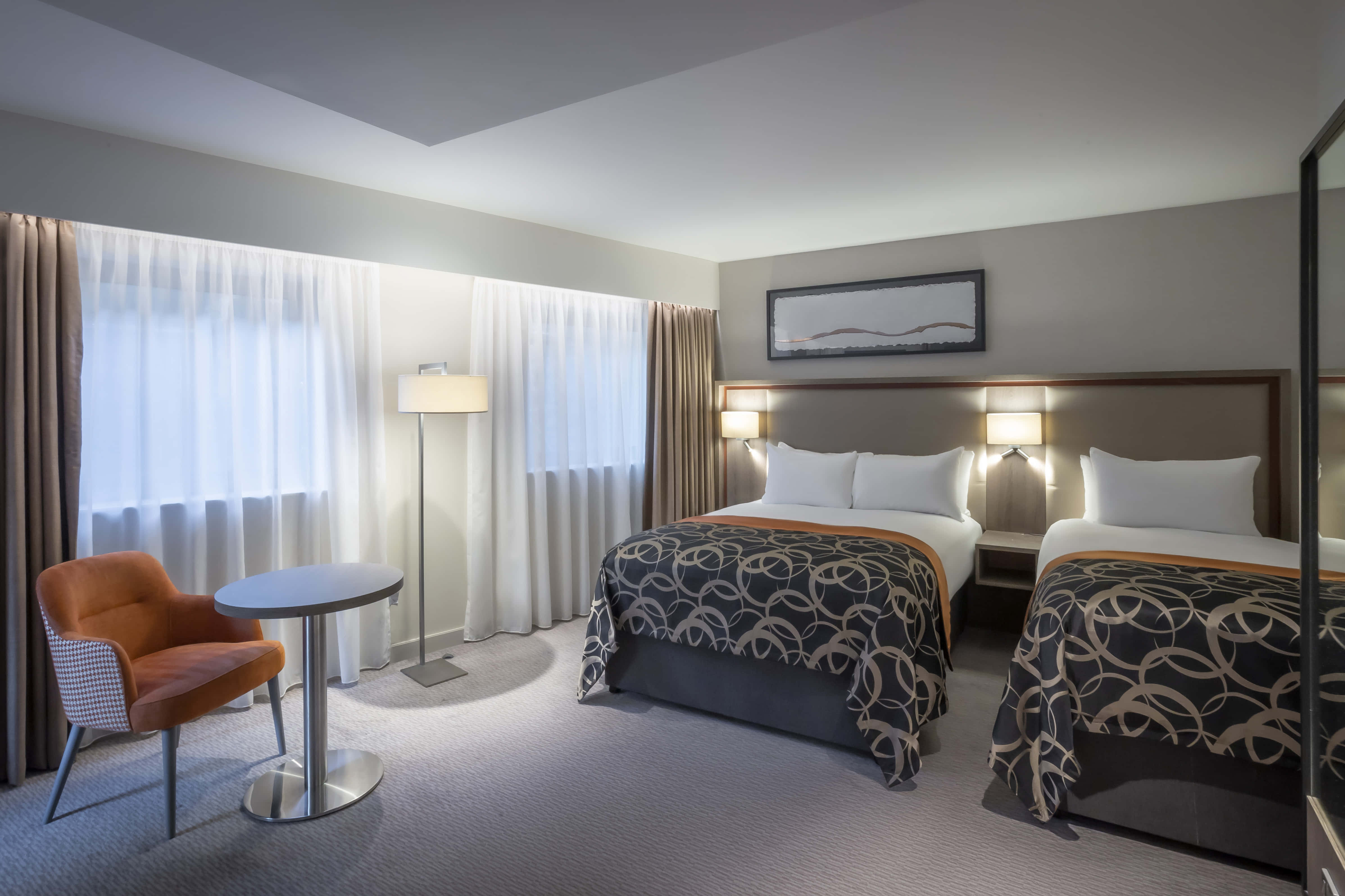 Everard's Lower Bar 2