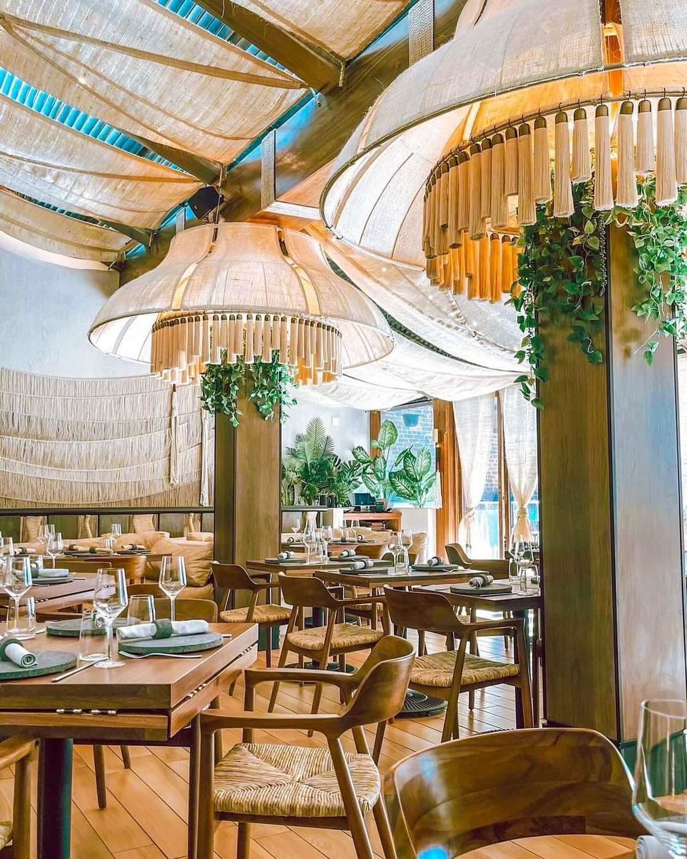 Interior & Exterior 0