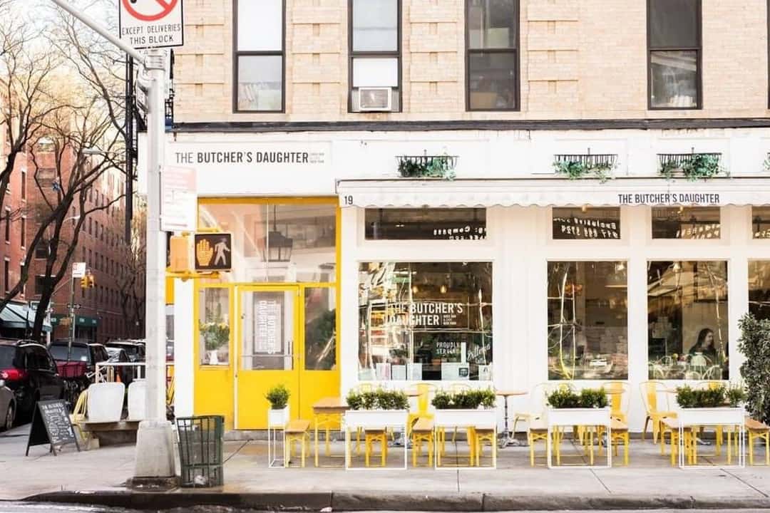 Restaurant - Indoor & Outdoor 1