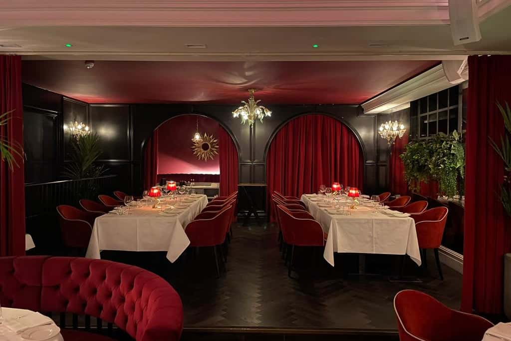 Mezzanine/Semiprivate space 1