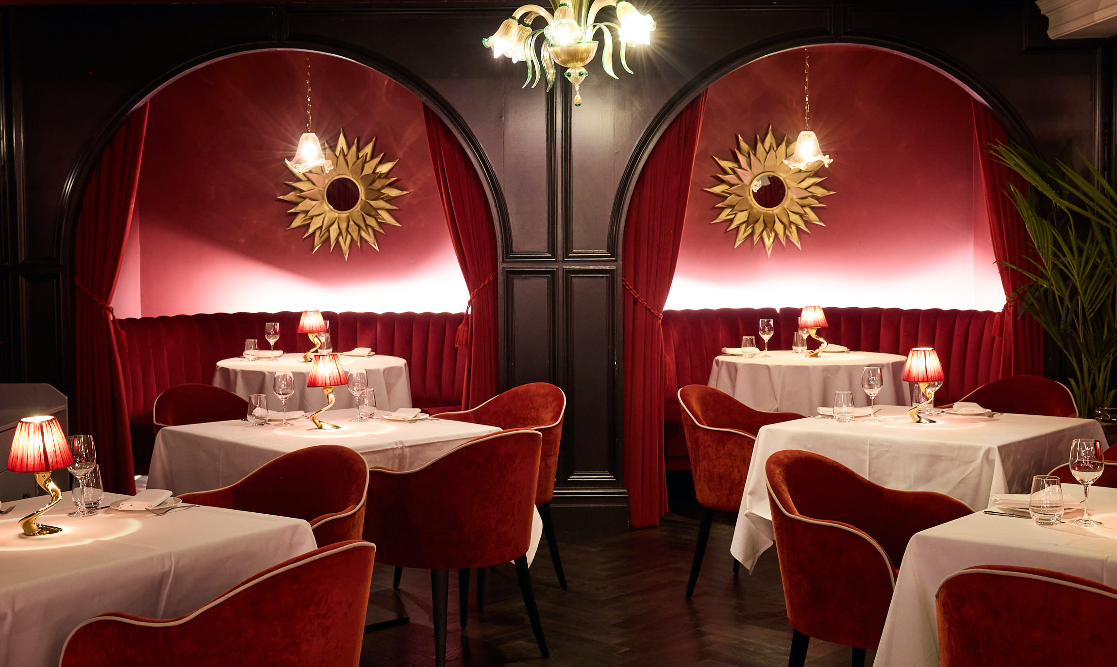 Mezzanine/Semiprivate space