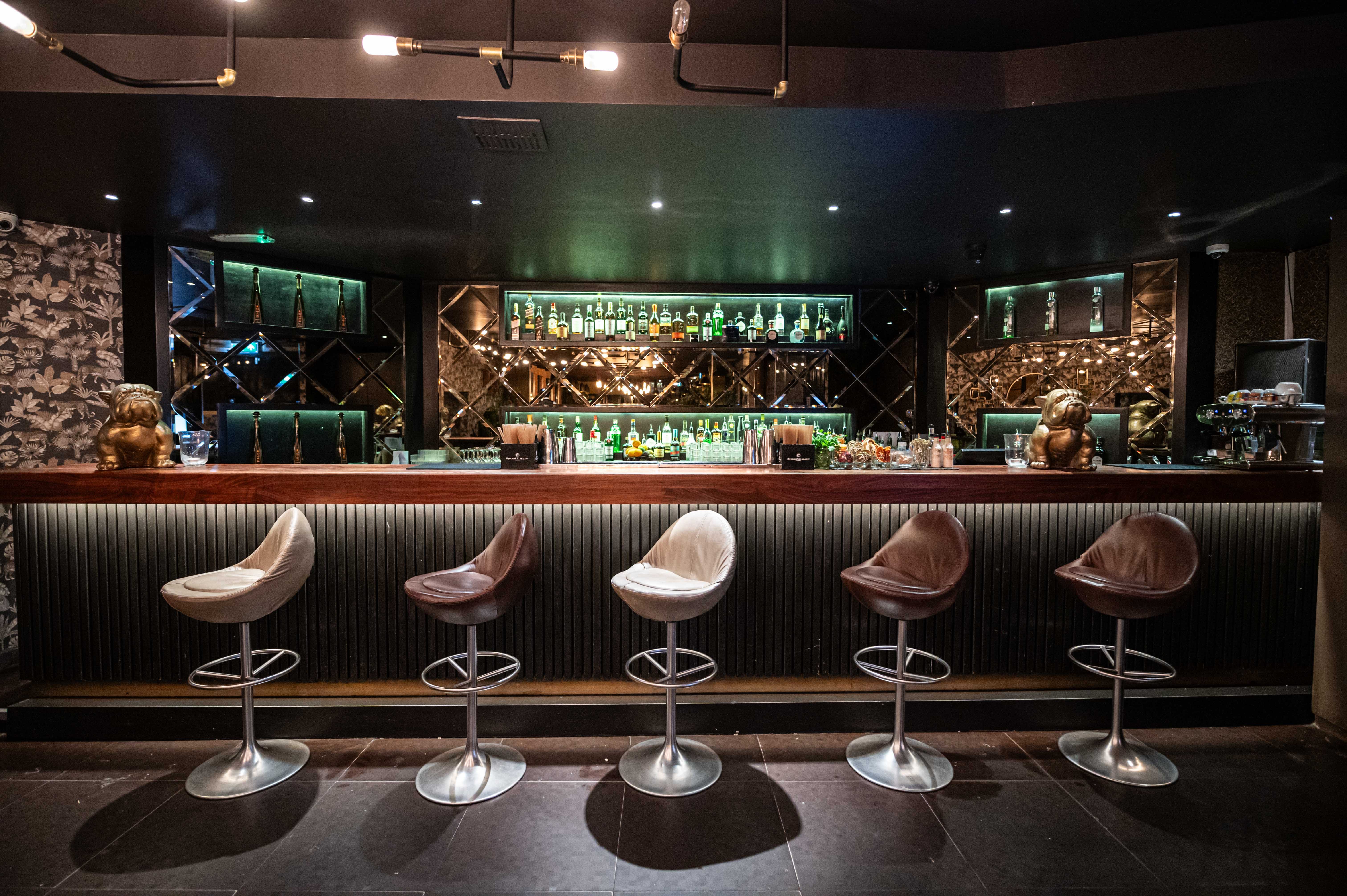 Wilfred's Lounge, Bar & Terrace 4