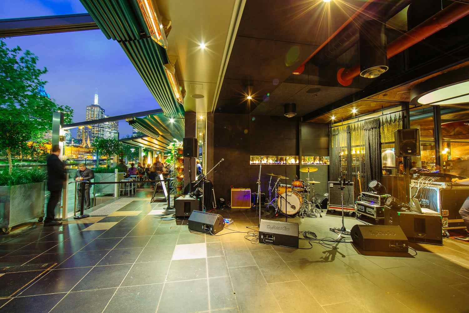 Exclusive Dining Room & Lounge 3