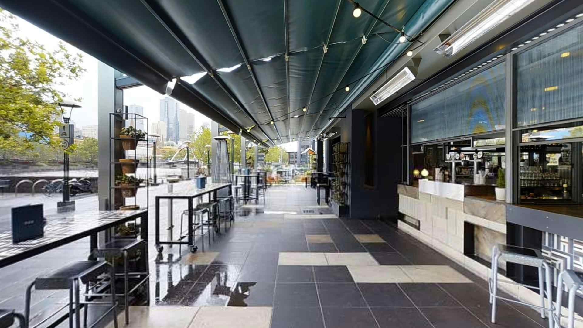 Lounge, Terrace & Bar 6