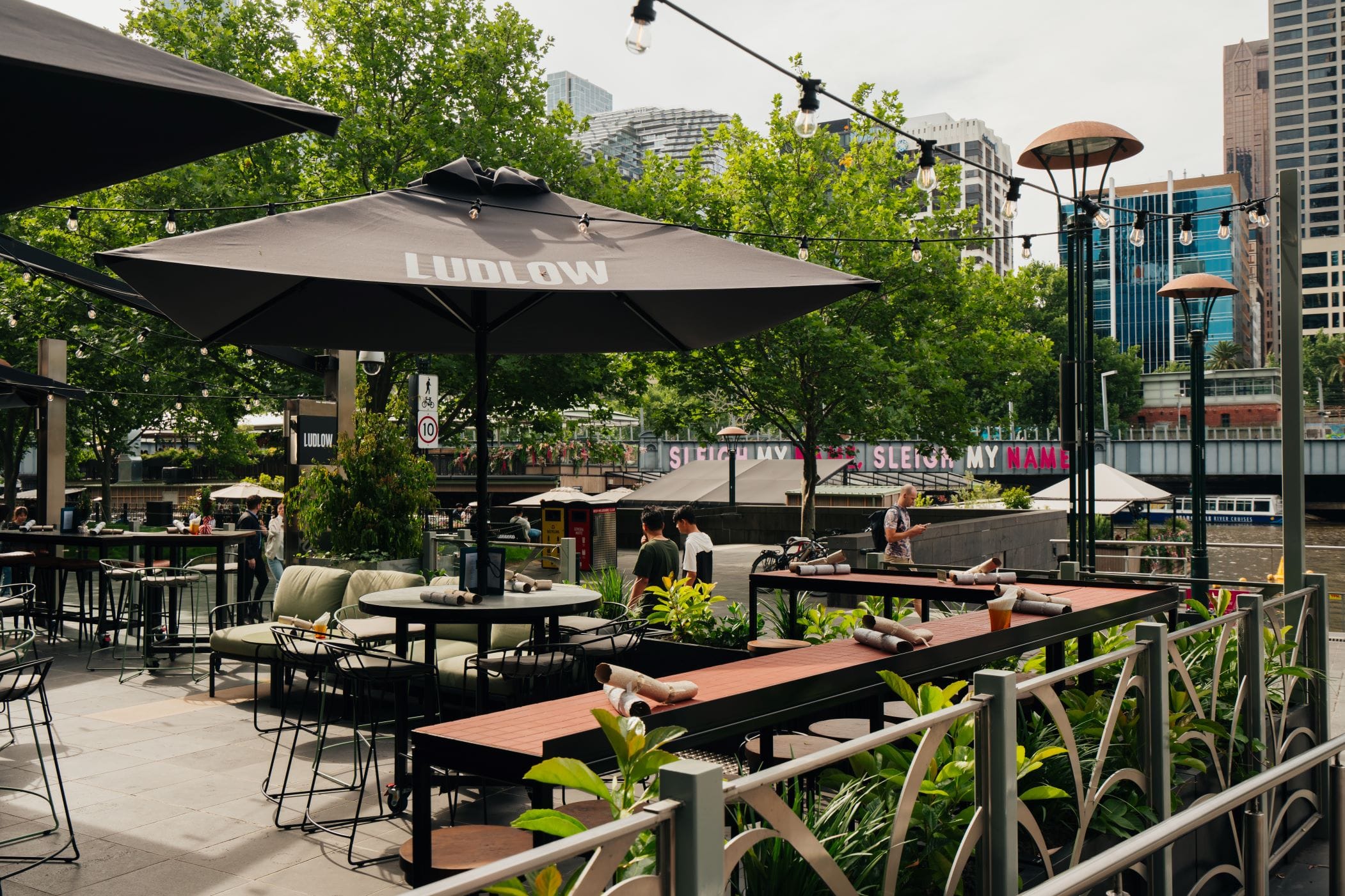 Lounge, Terrace & Bar 3