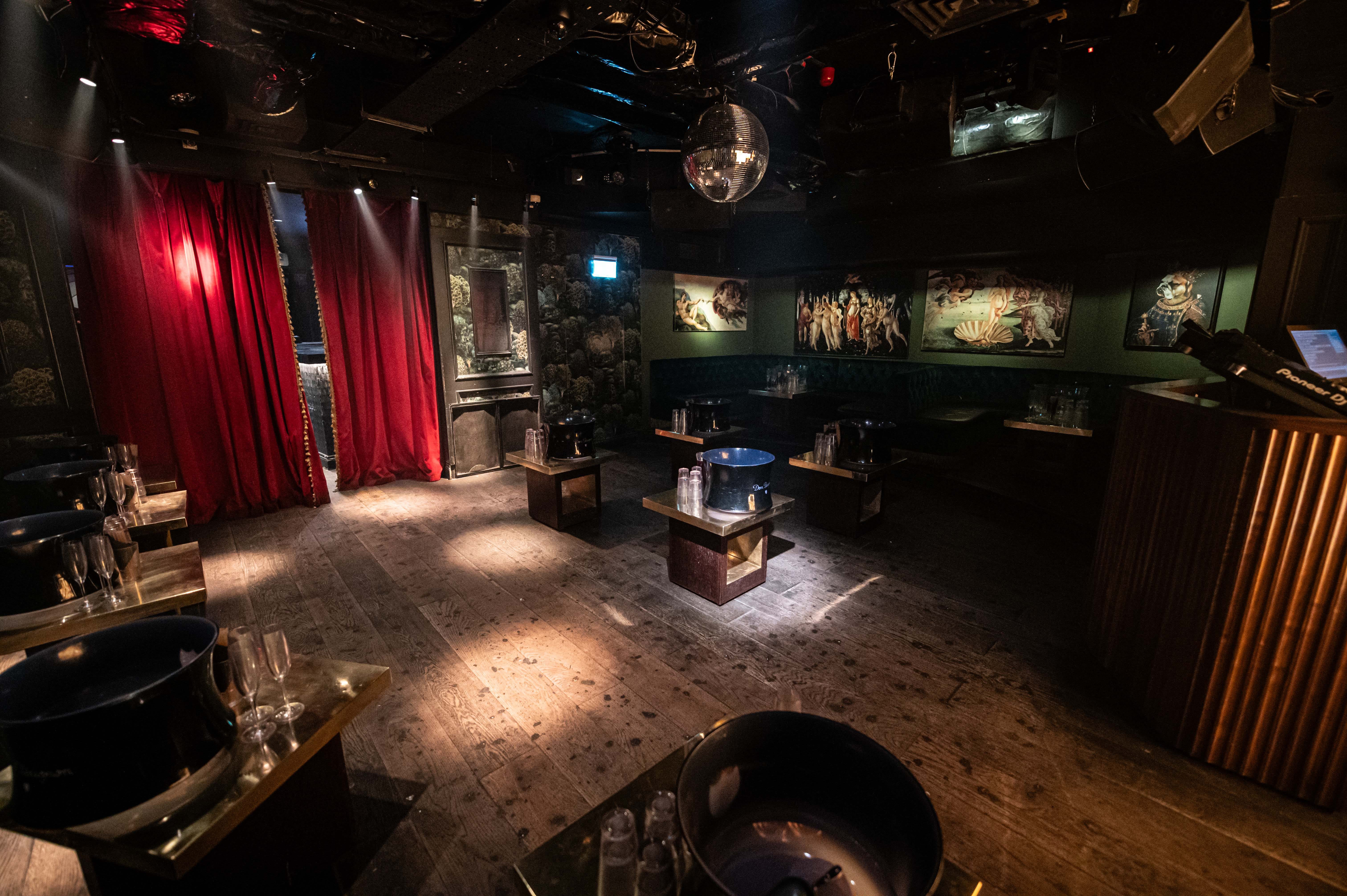 Green Room & Garden  1