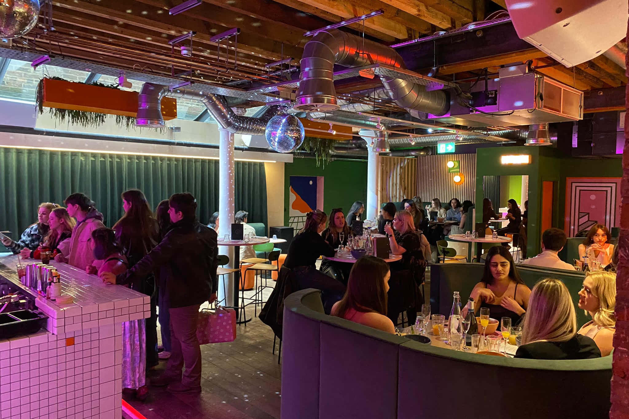 Hello Cocktail Bar 3