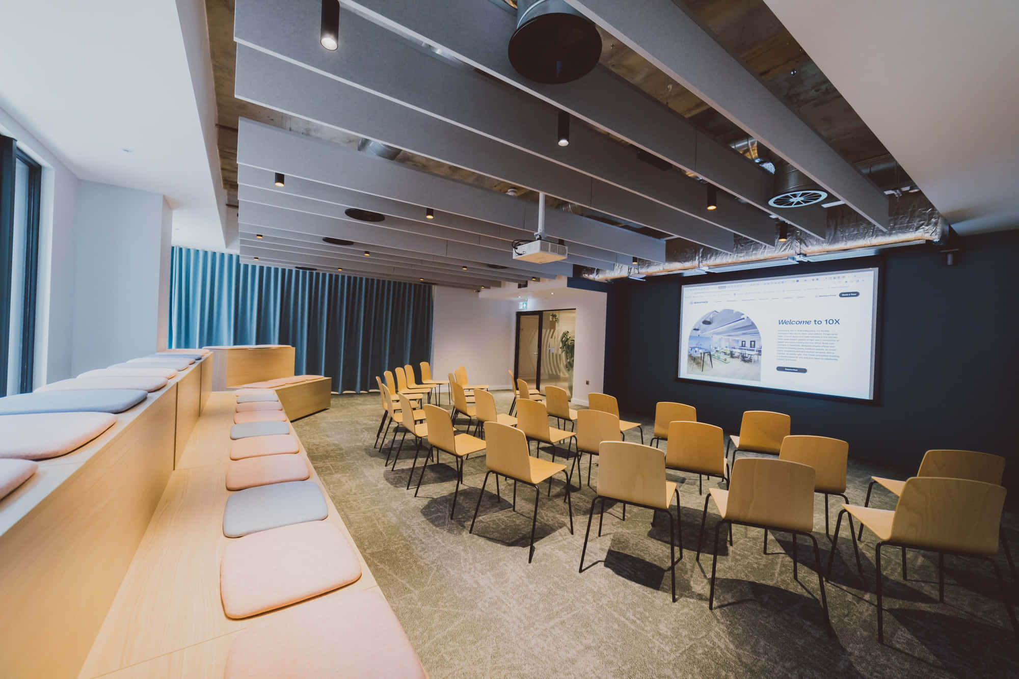 10X Event Lounge & Studio 0