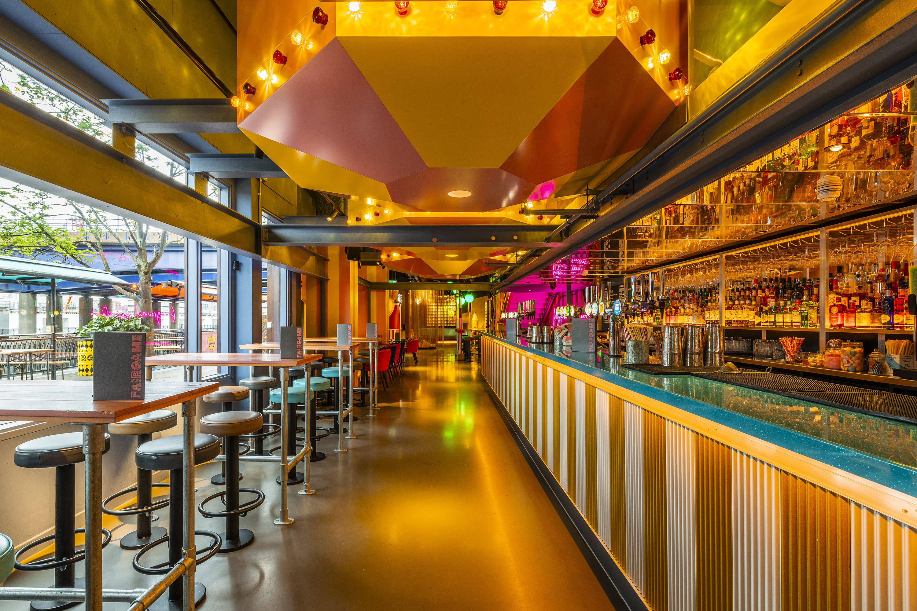 HOLY DUCK AND CAROUSEL BAR  1