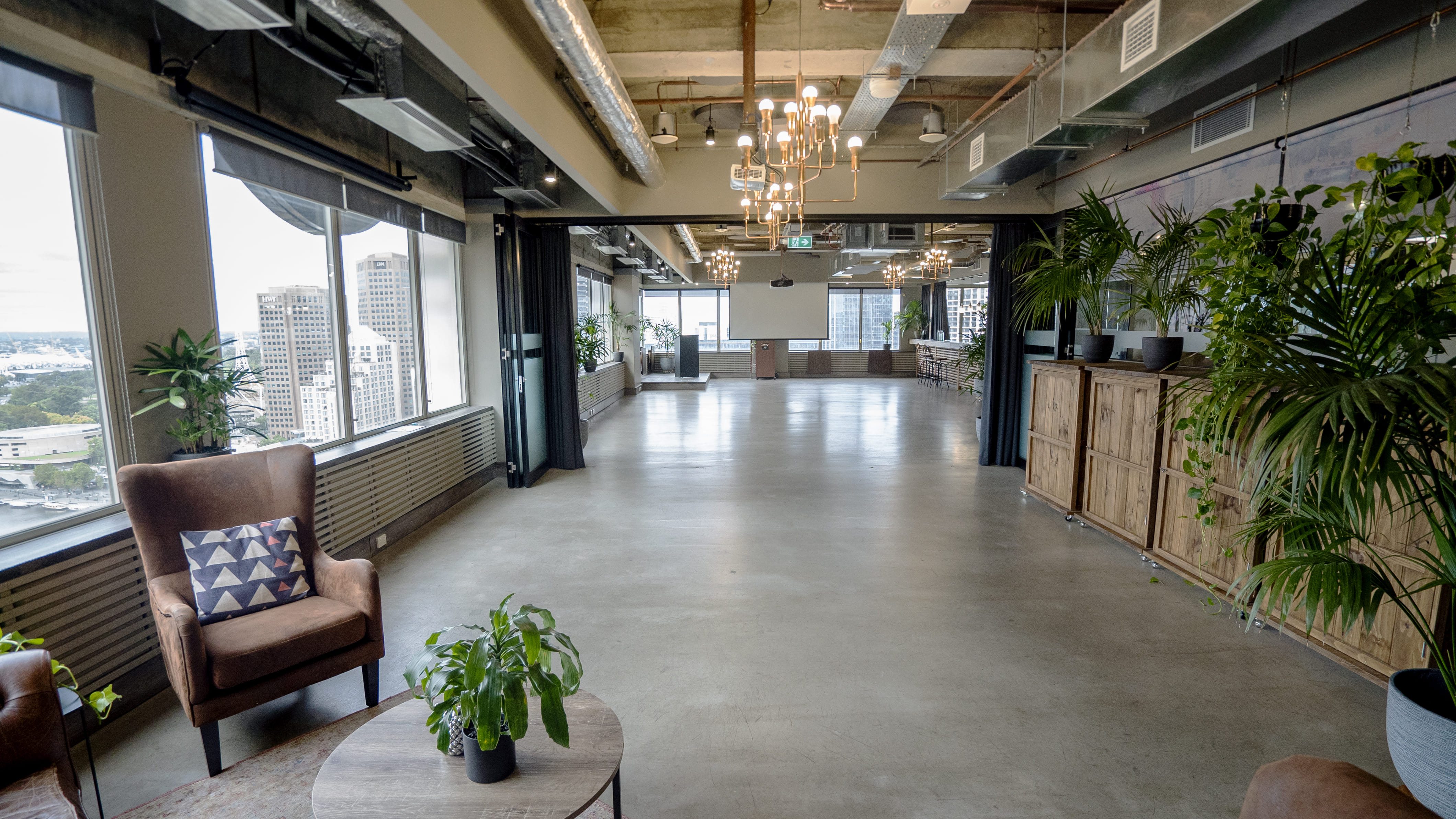 The Lounge + Abell  2