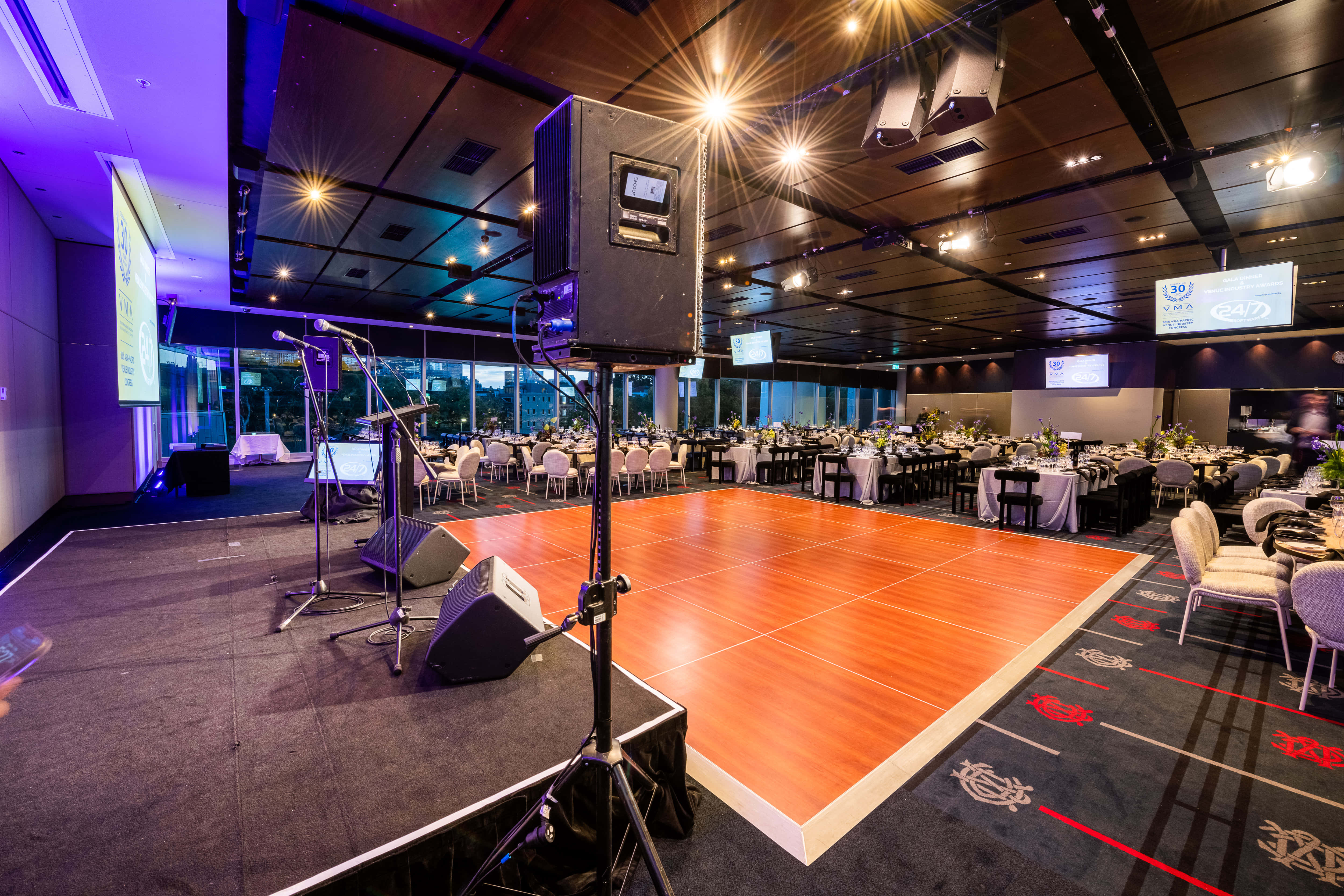 Members Dining Room 4