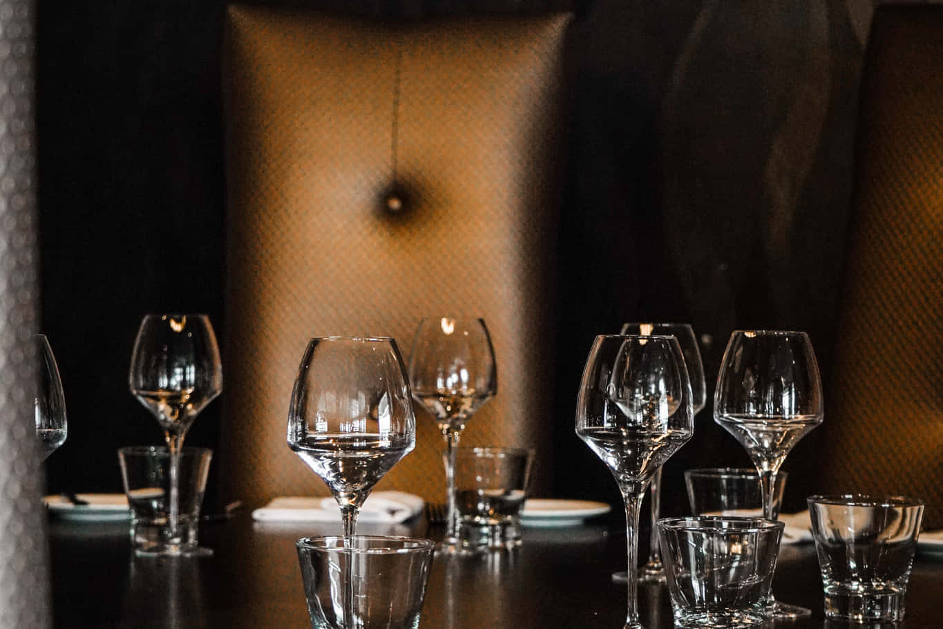 Main Dining Area (Inside) 10