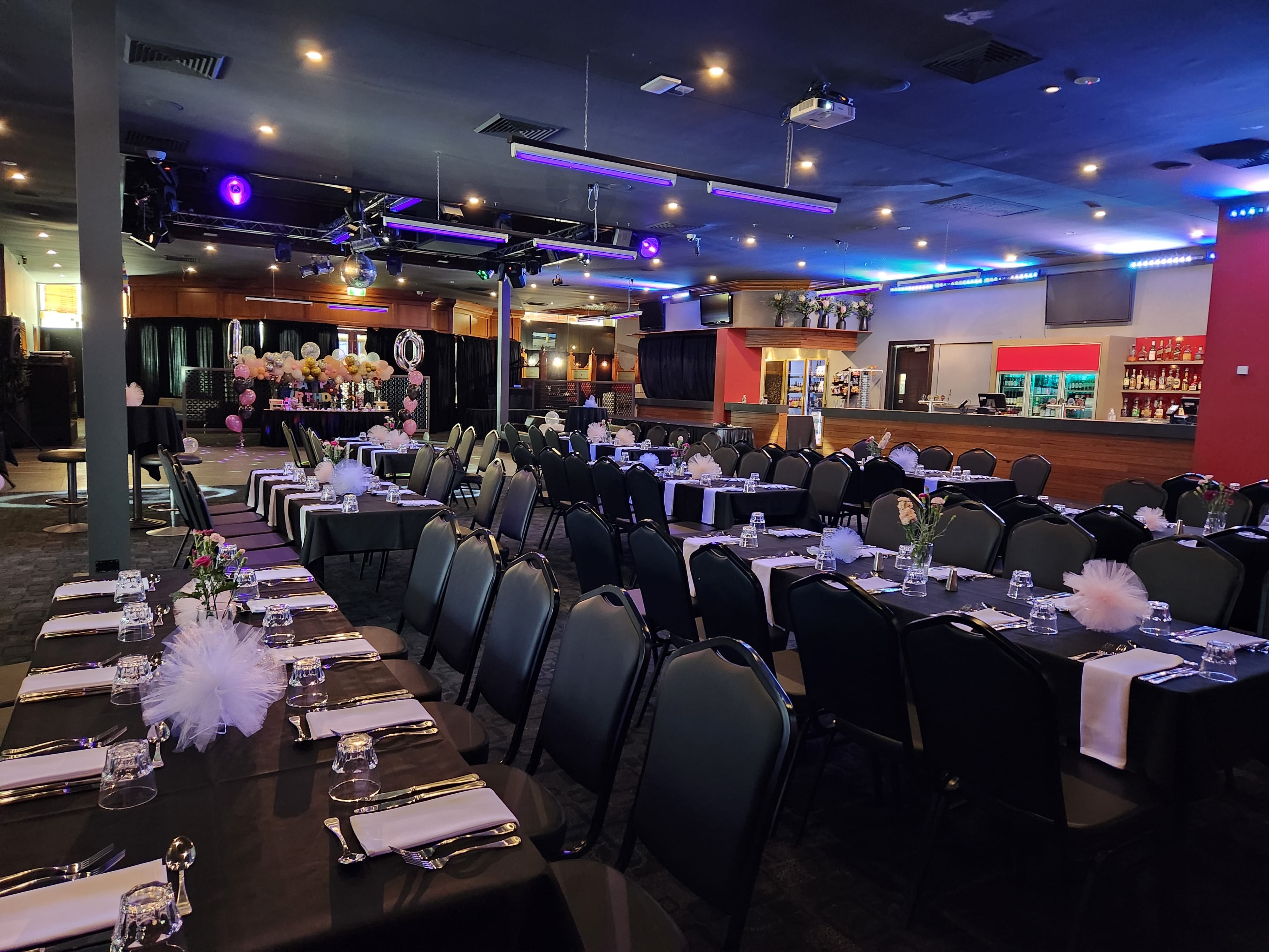 Longitude Room / Victory Room 3