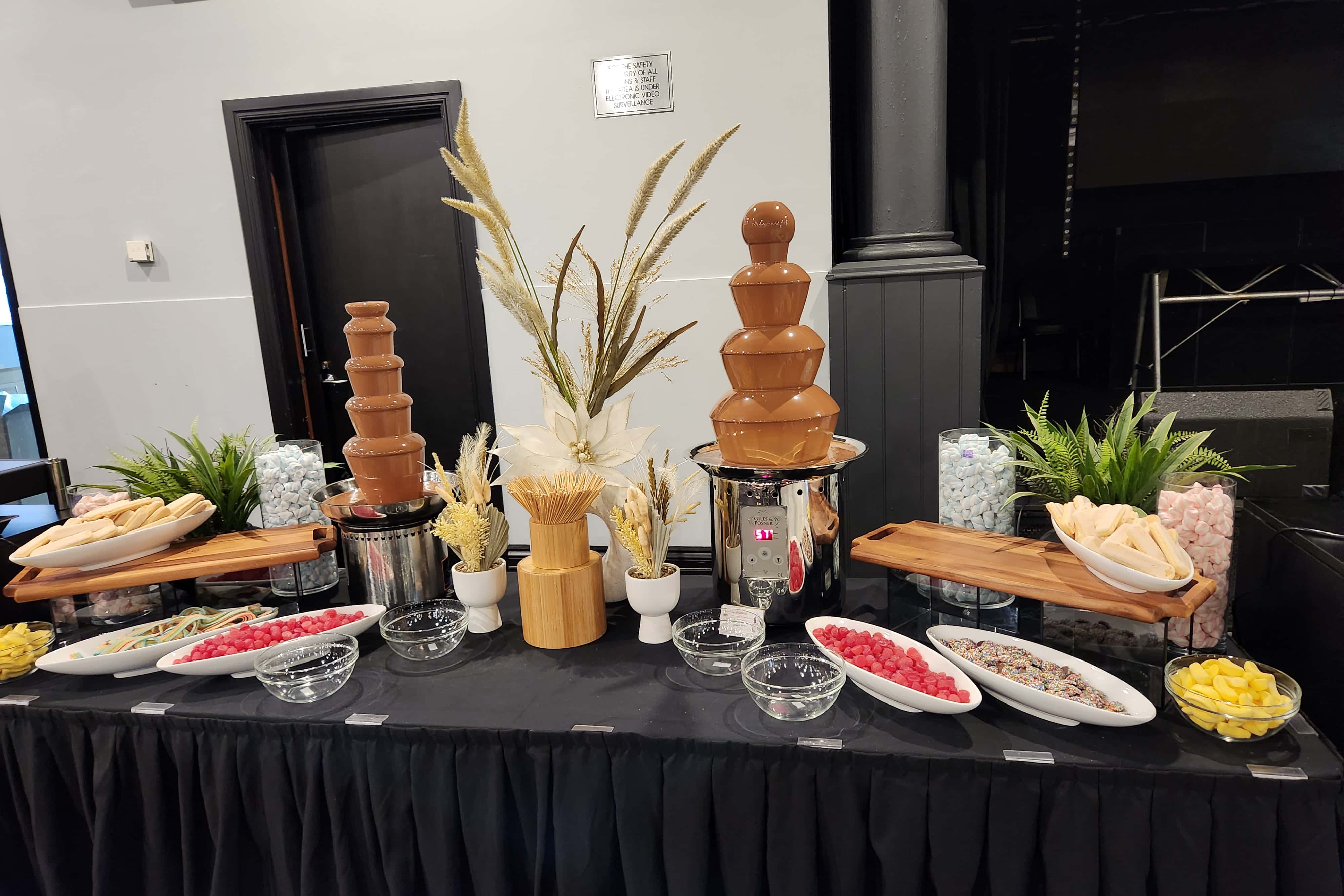 Longitude Room / Victory Room 13