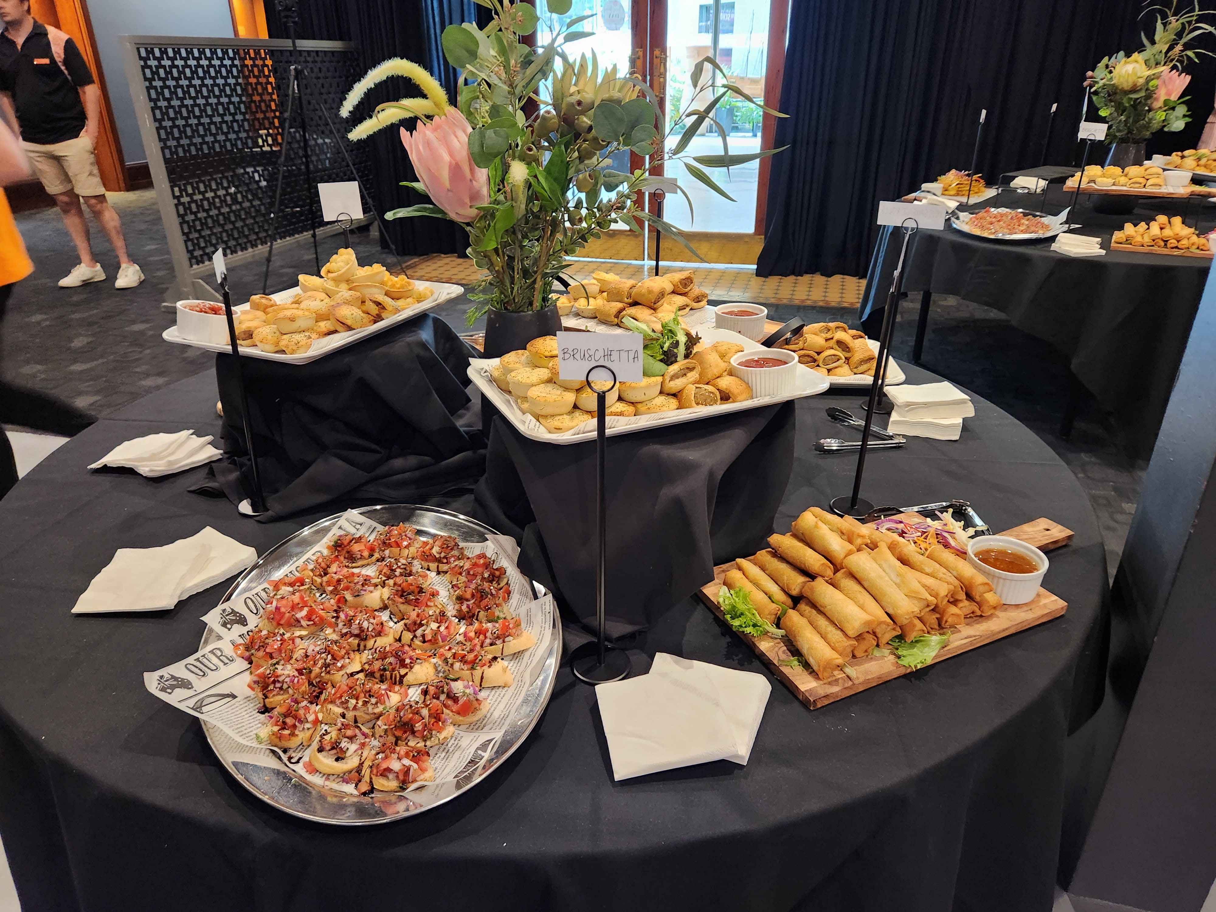 Longitude Room / Victory Room 6