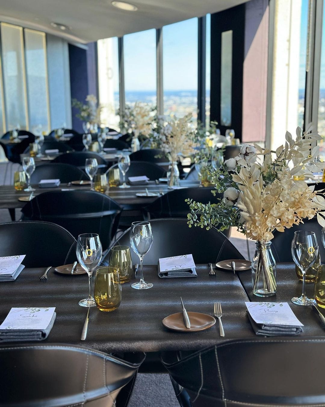 The Dress Circle - Social 6