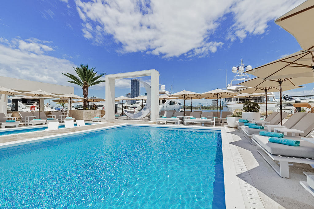 La Luna Beach Club (Pool) 3