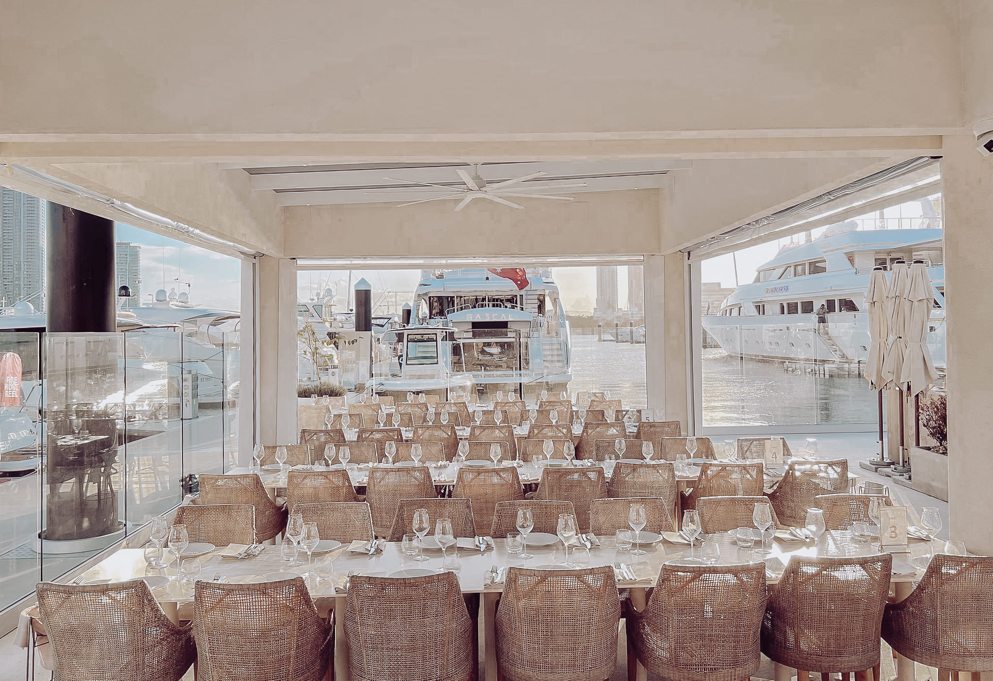 MĀRE by La Luna Beach Club (Restaurant Side) 3