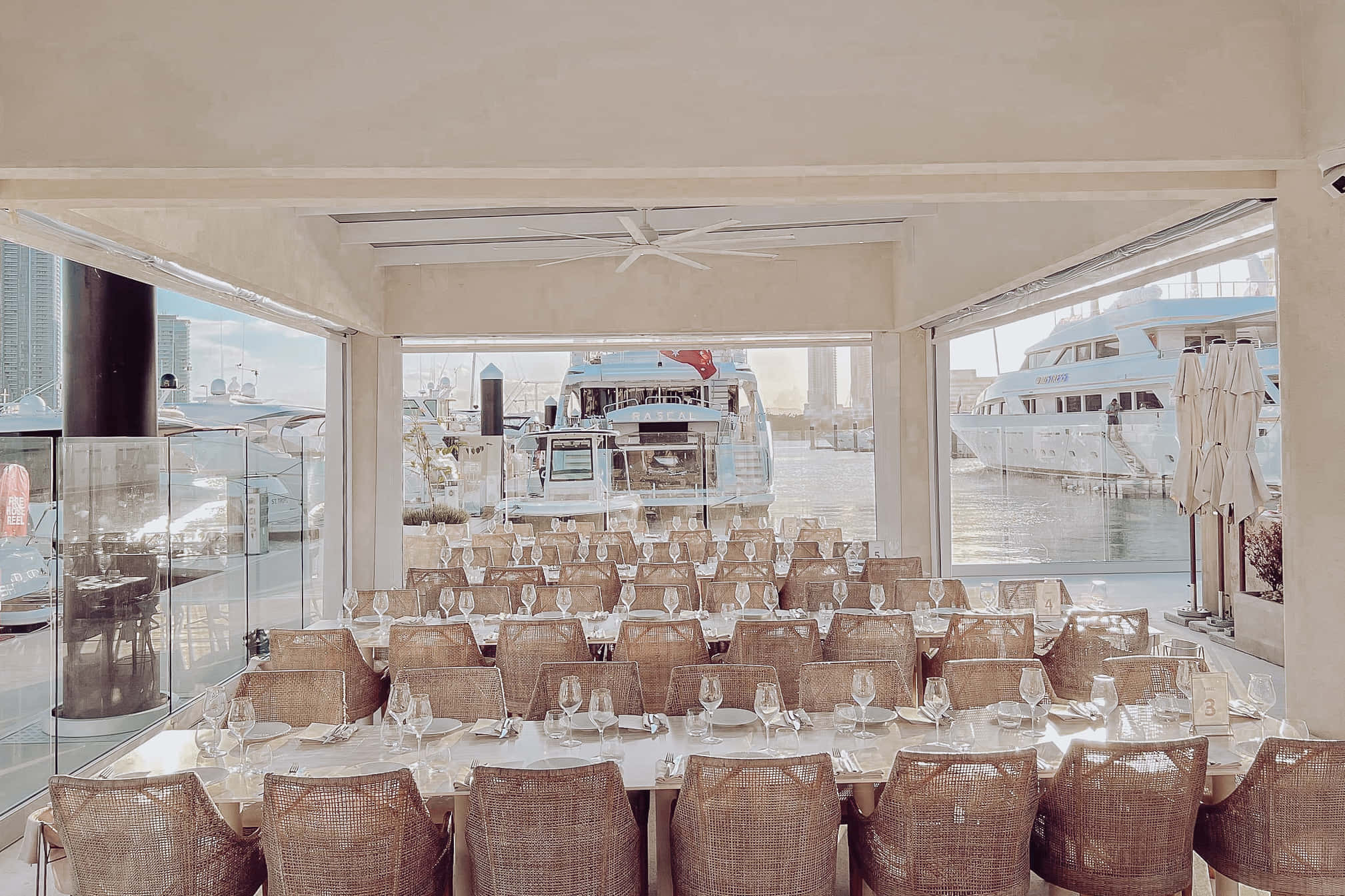 MĀRE by La Luna Beach Club (Restaurant Side) 3