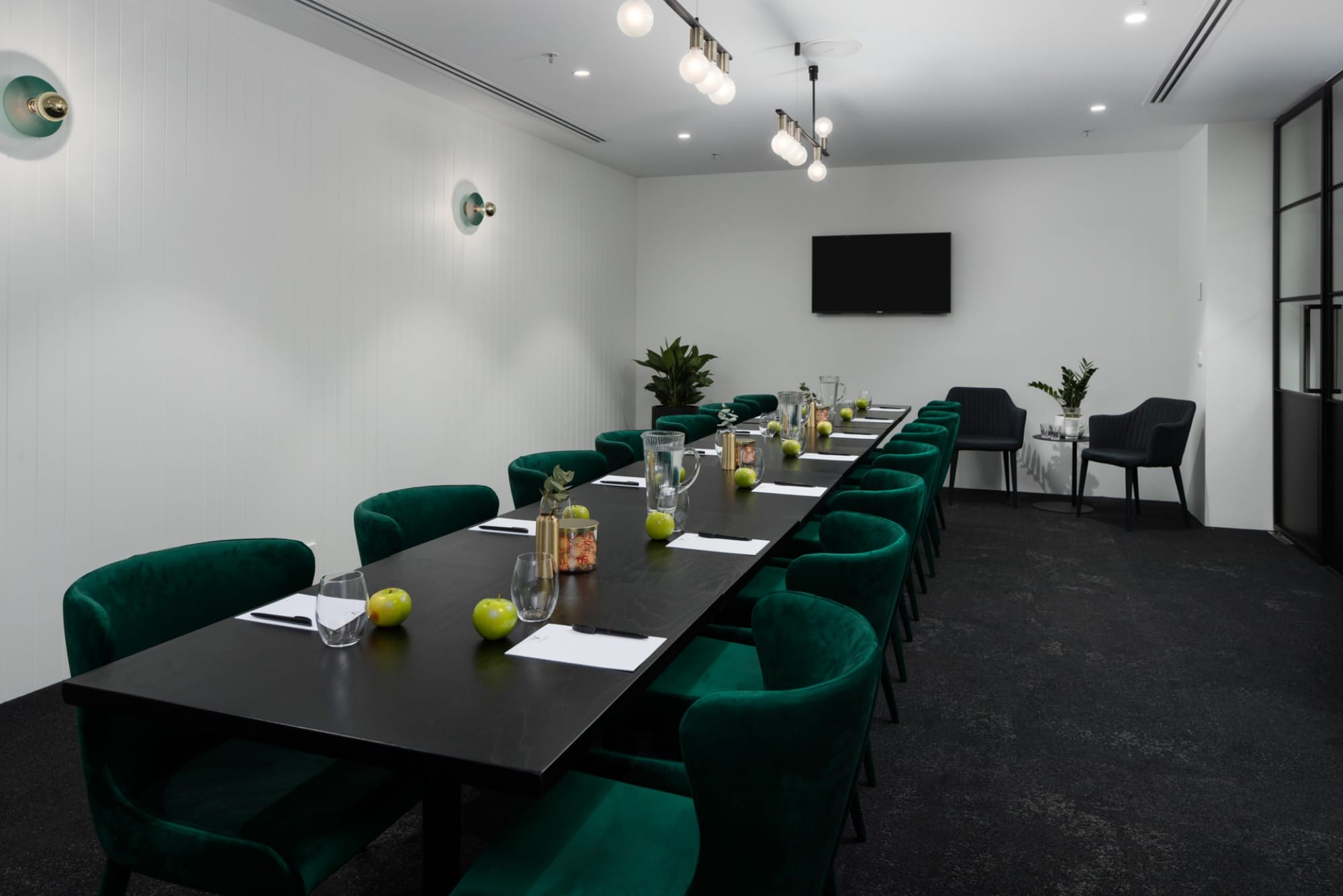 Miss Morgan: A Modern Art-Deco Private Dining Space 4