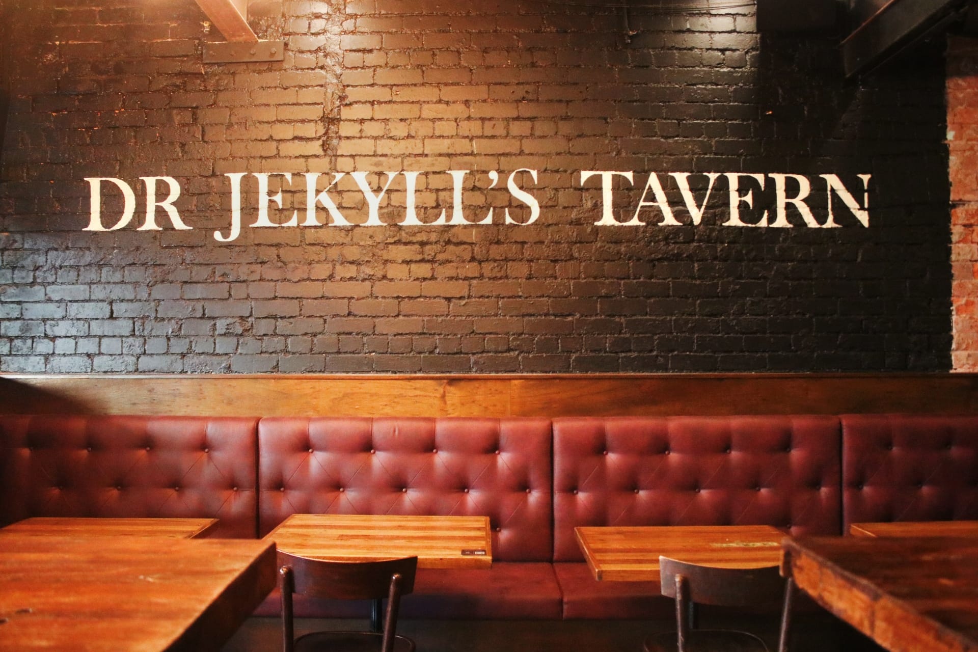 Dr Jekyll's Tavern