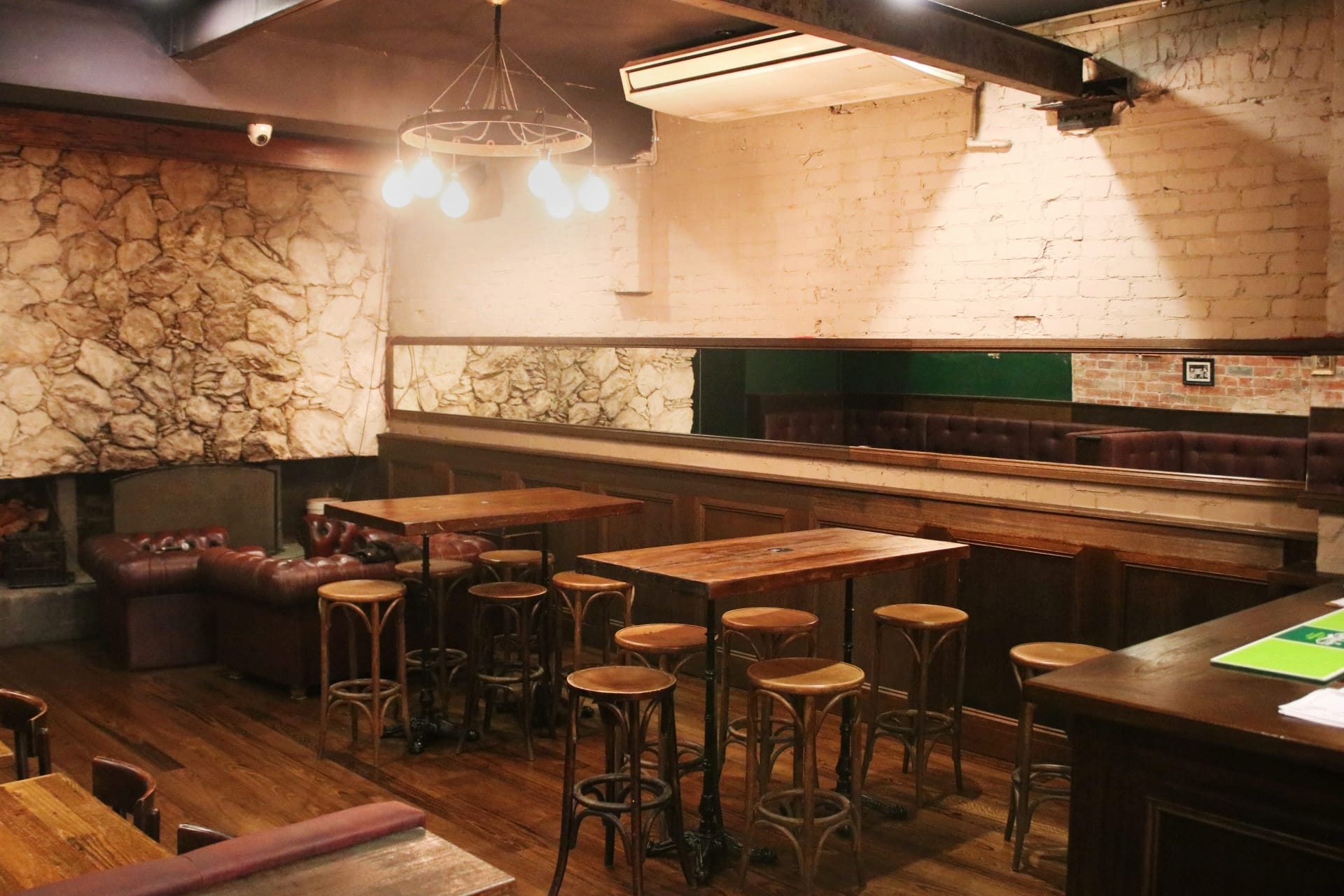 Dr Jekyll's Tavern 5