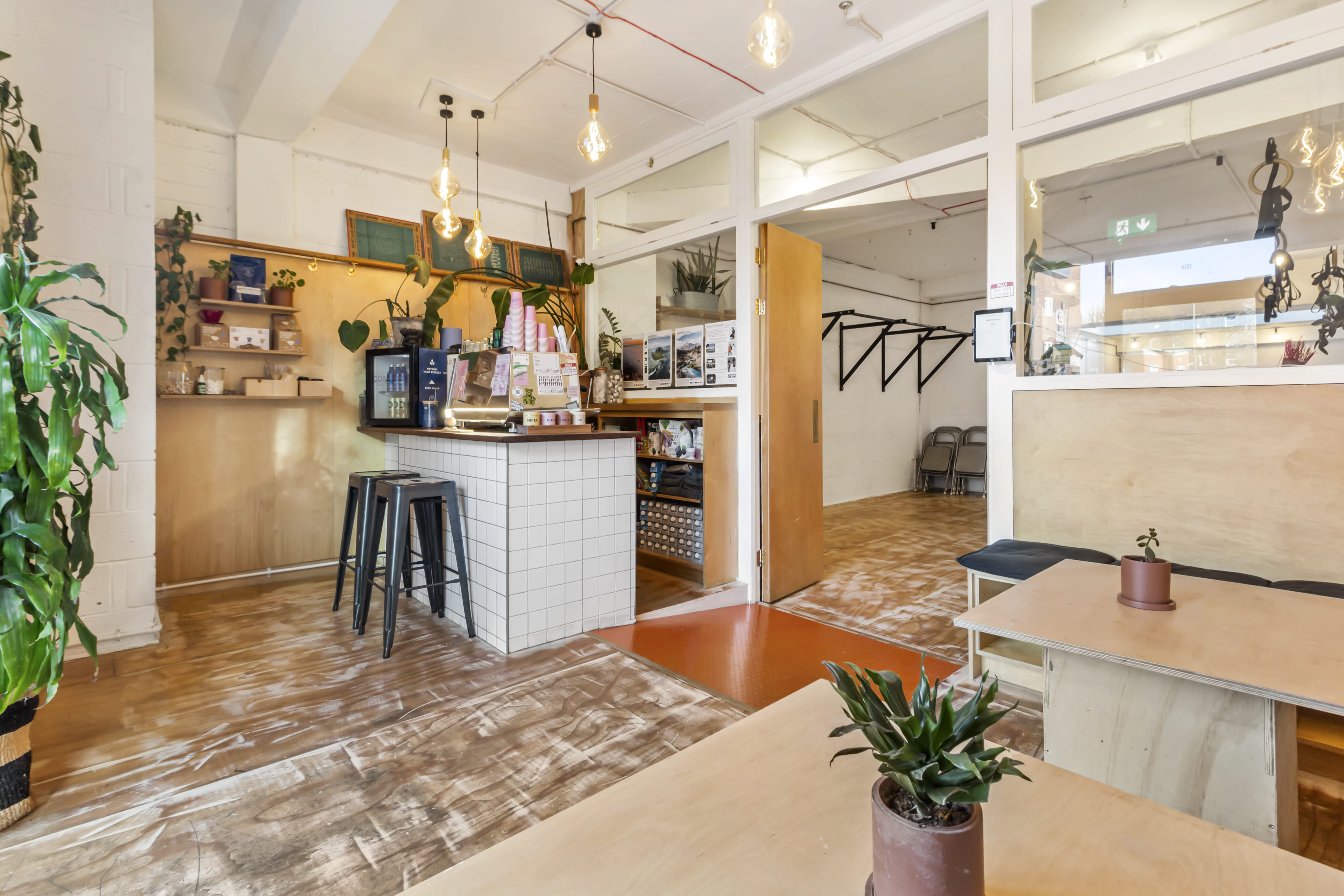 Bright Spacious Strength Studio Space in East London 6