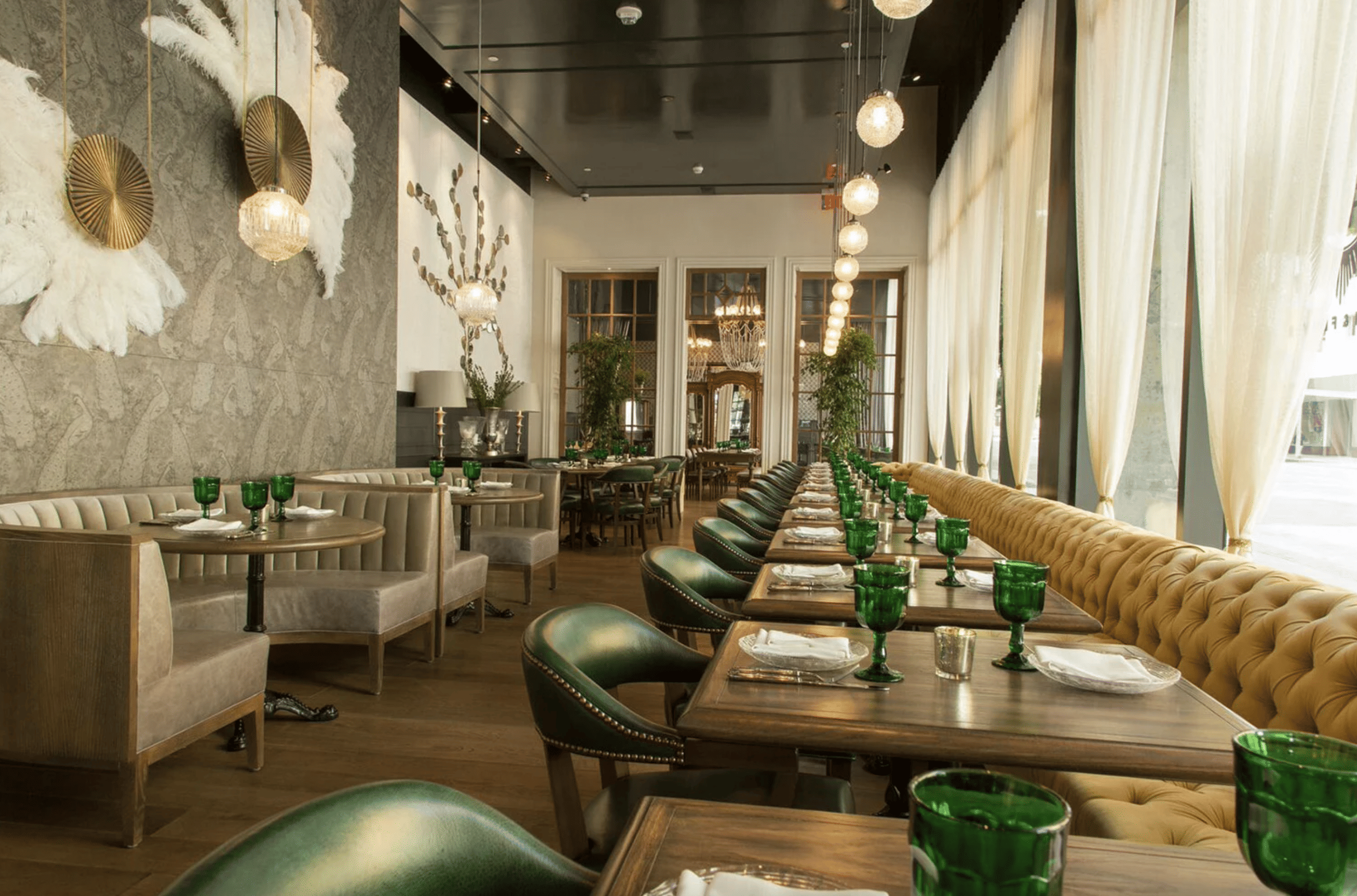 Full venue - Christmas Set Up 0