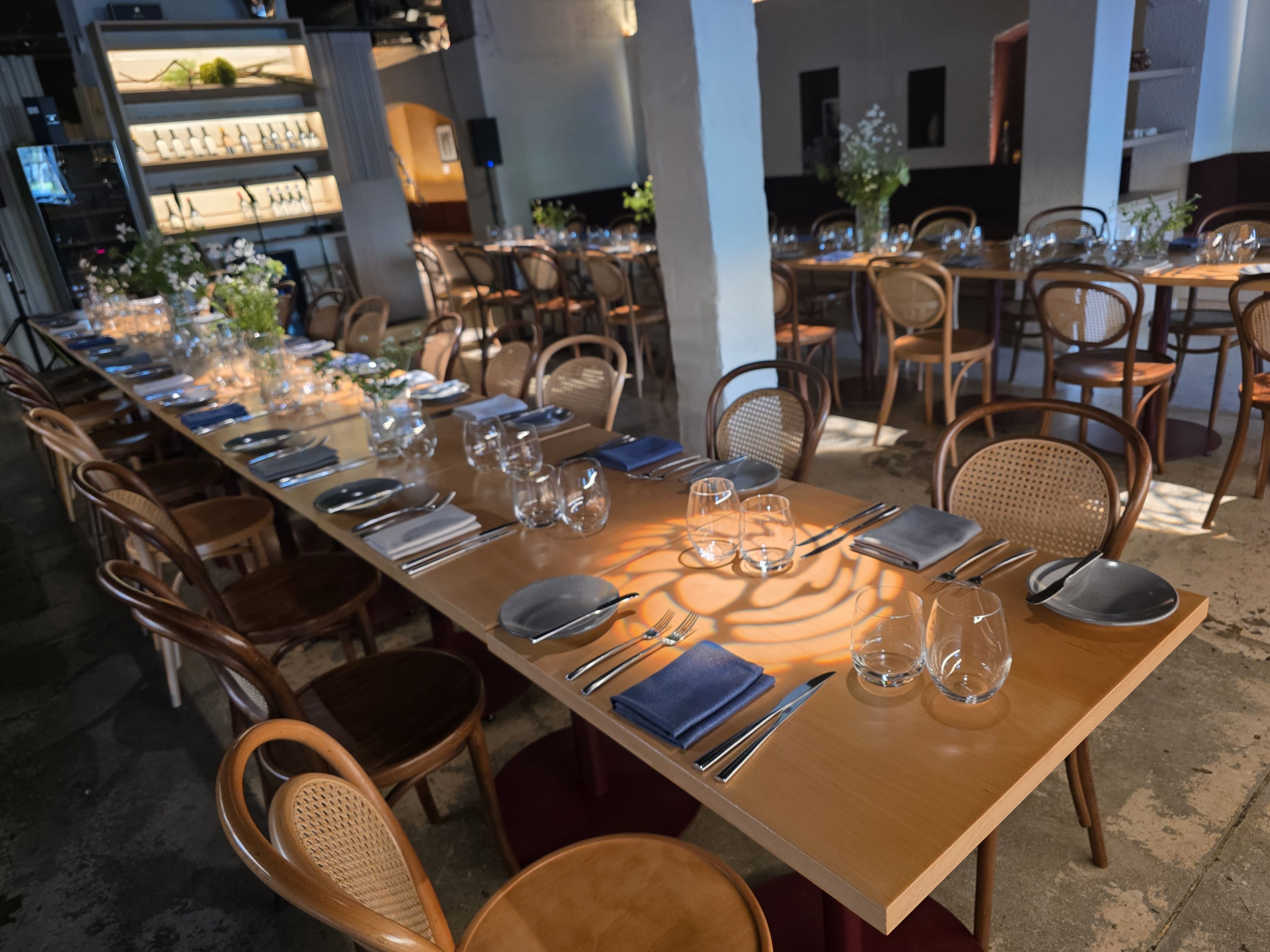 Aurora Restaurant 11