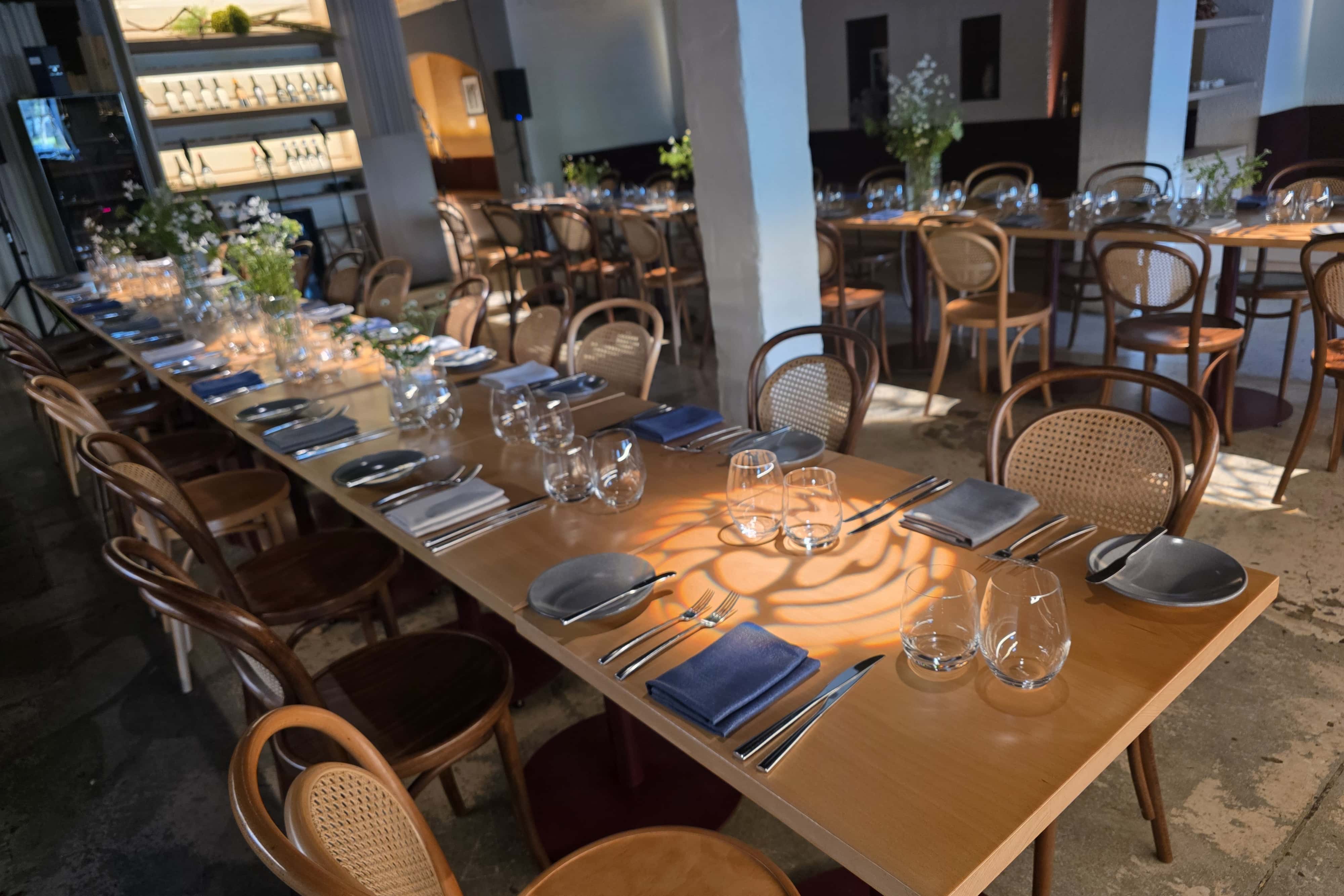 Aurora Restaurant 11