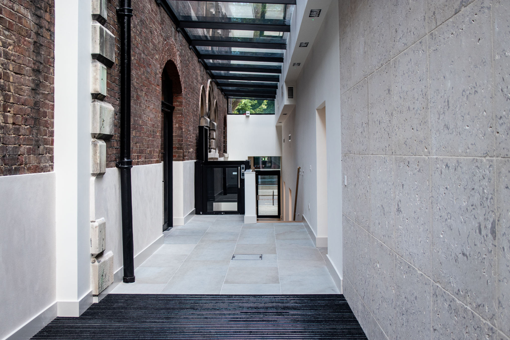 The Aldgate Centre 16