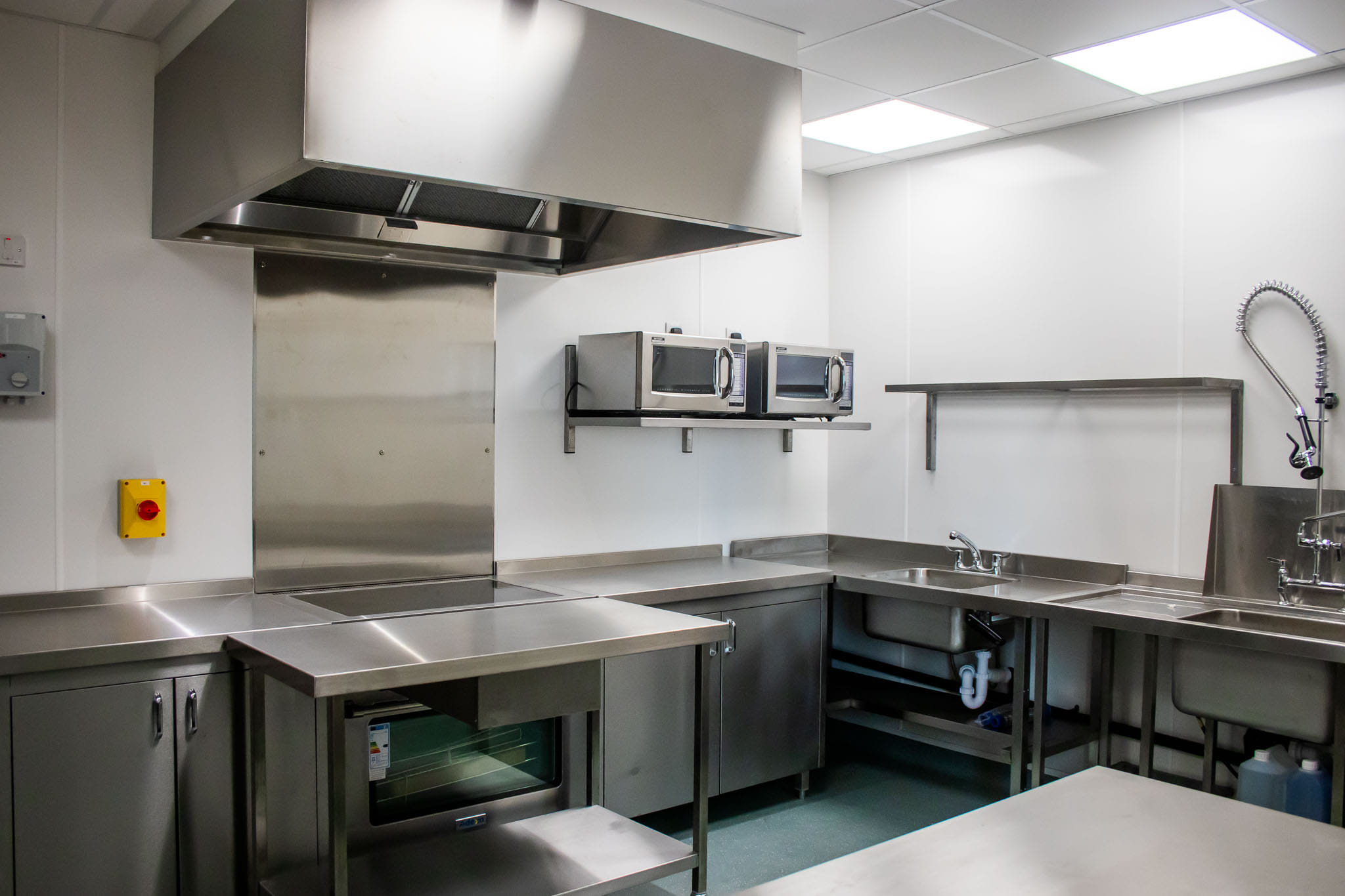 The Aldgate Centre 19