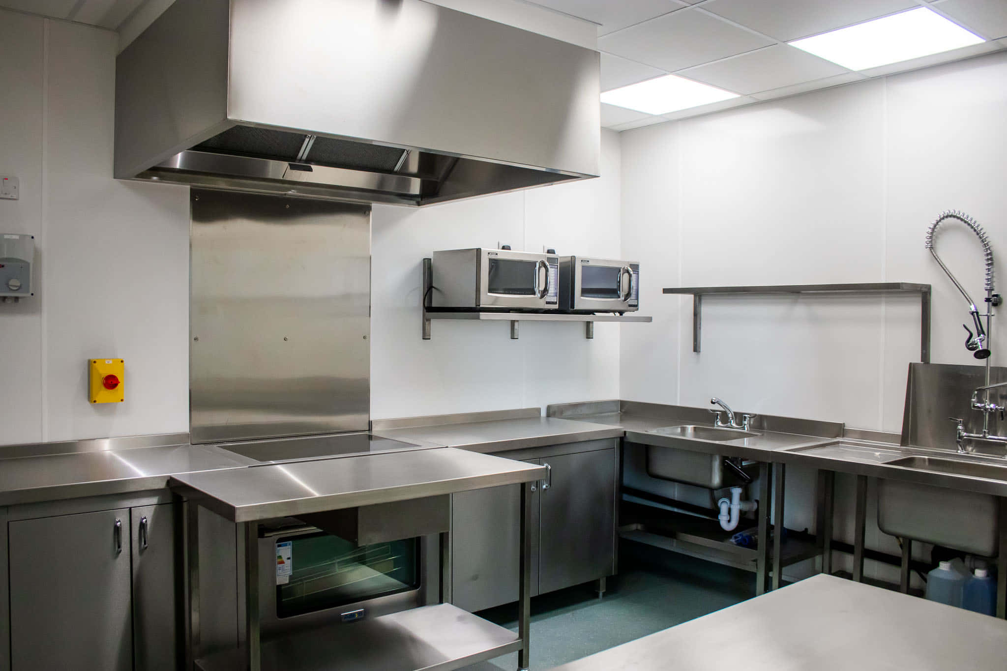 The Aldgate Centre 19