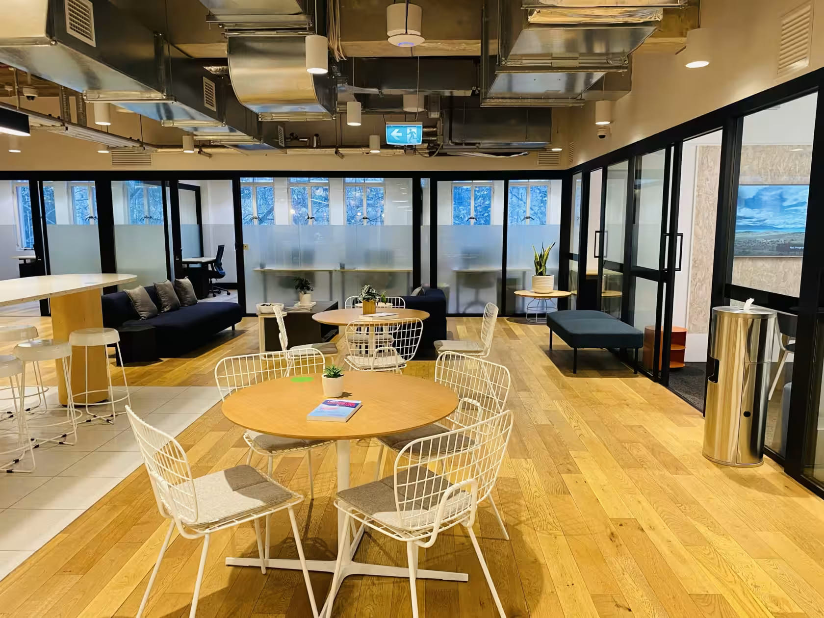 4-Seater Meeting Rooms 2