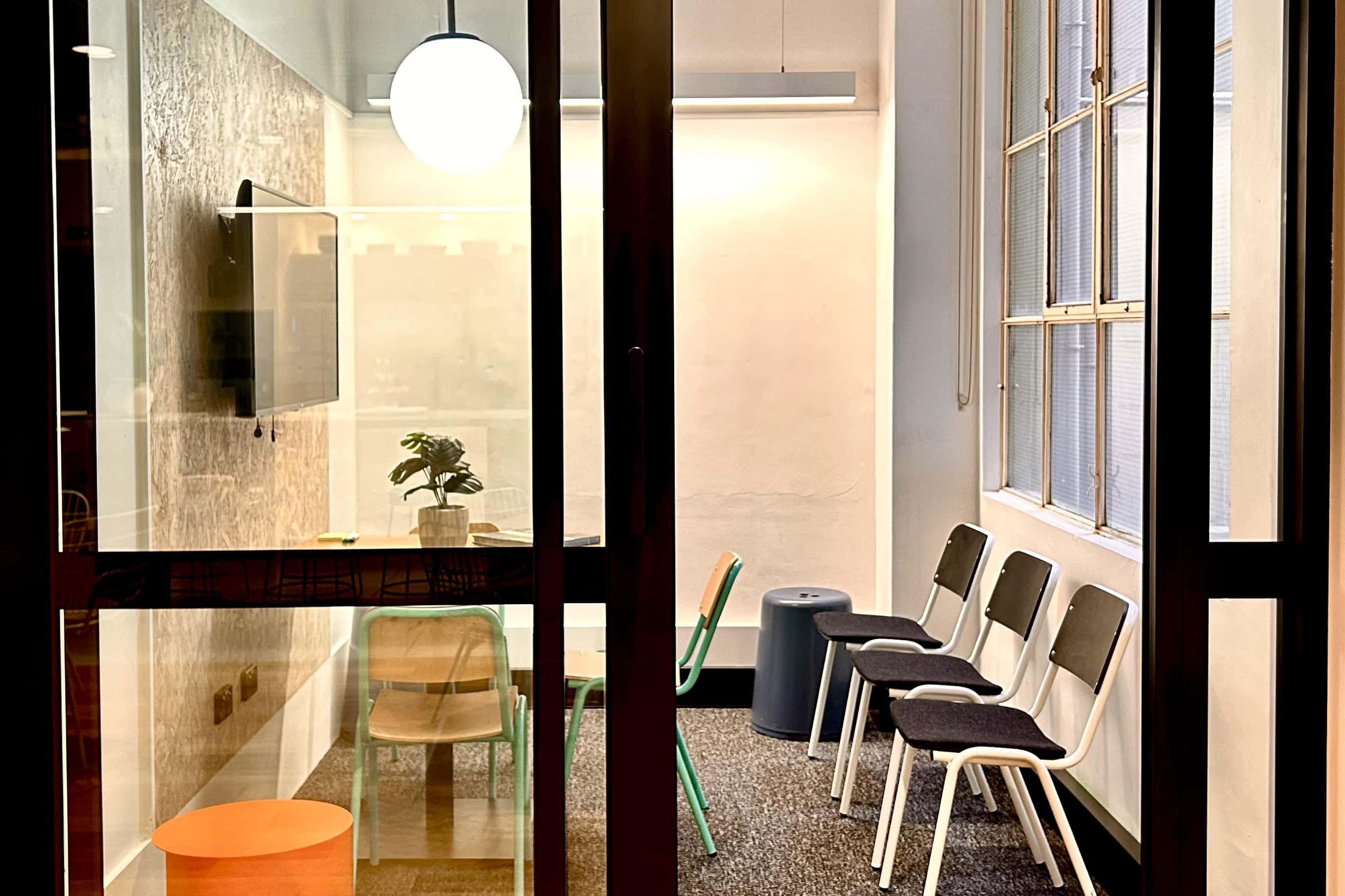 4-Seater Meeting Rooms 1