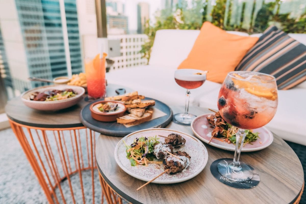 Sixteen Antlers Rooftop Bar 3