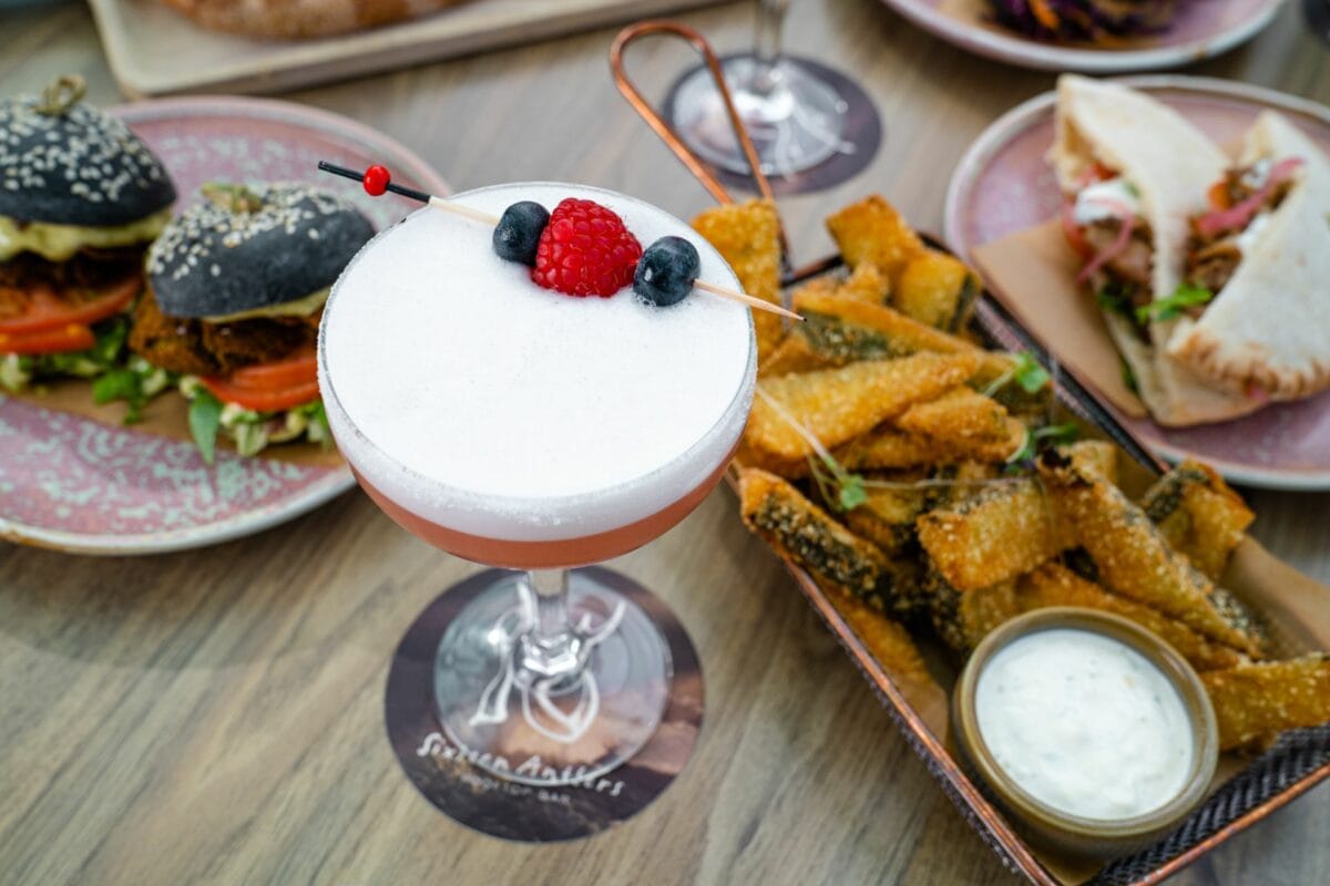 Sixteen Antlers Rooftop Bar 5