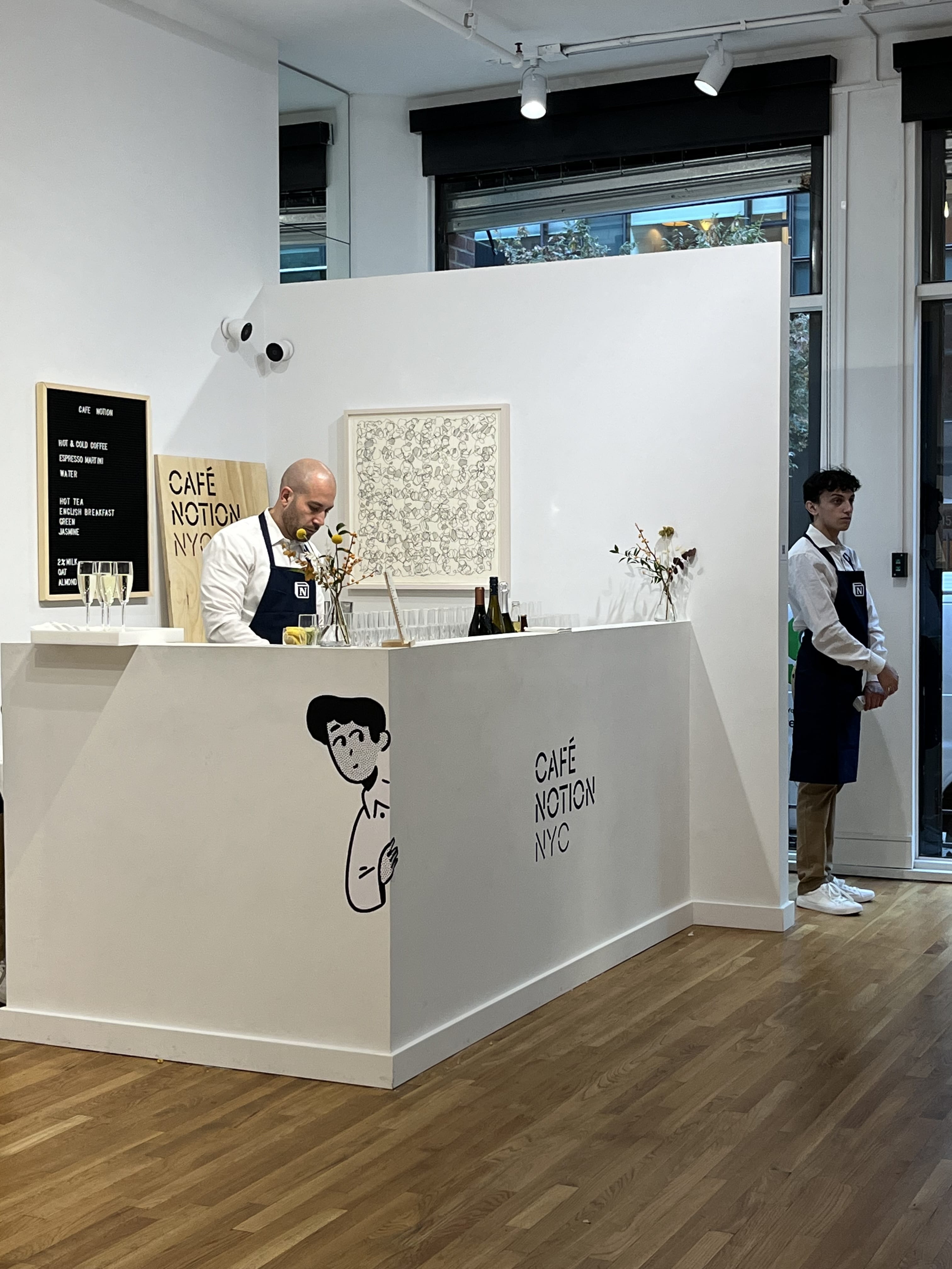 Sunny and Spacious Downtown Art Gallery 6