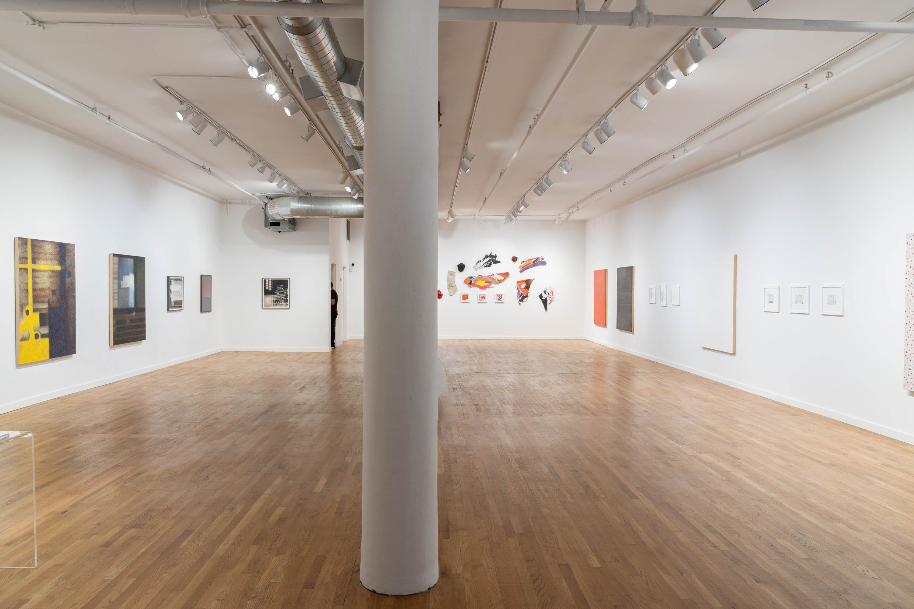 Sunny and Spacious Downtown Art Gallery 4