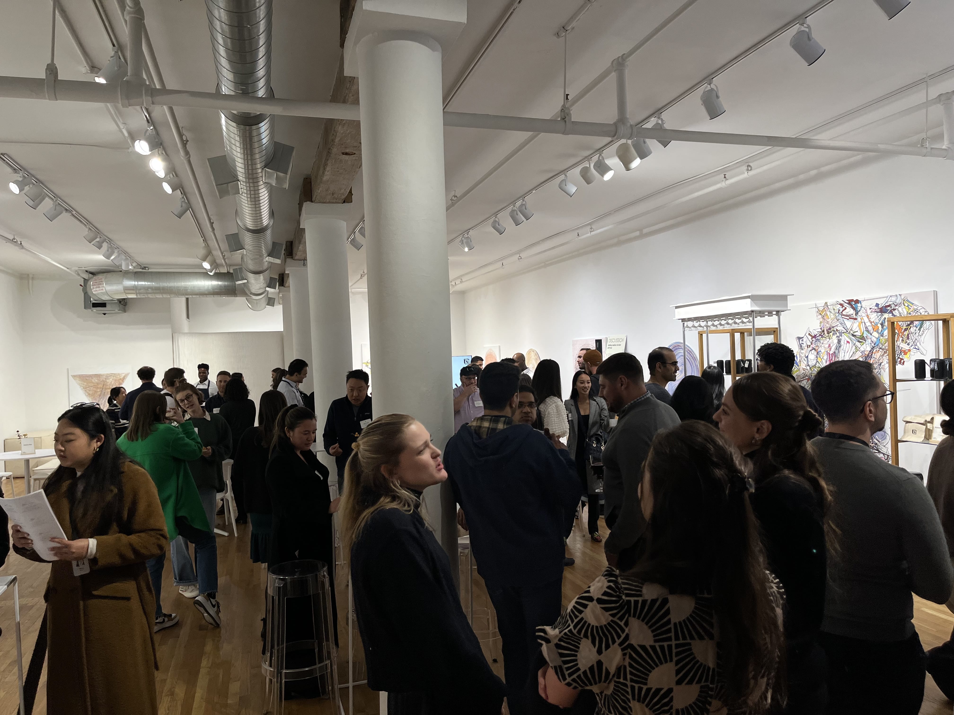 Sunny and Spacious Downtown Art Gallery 7